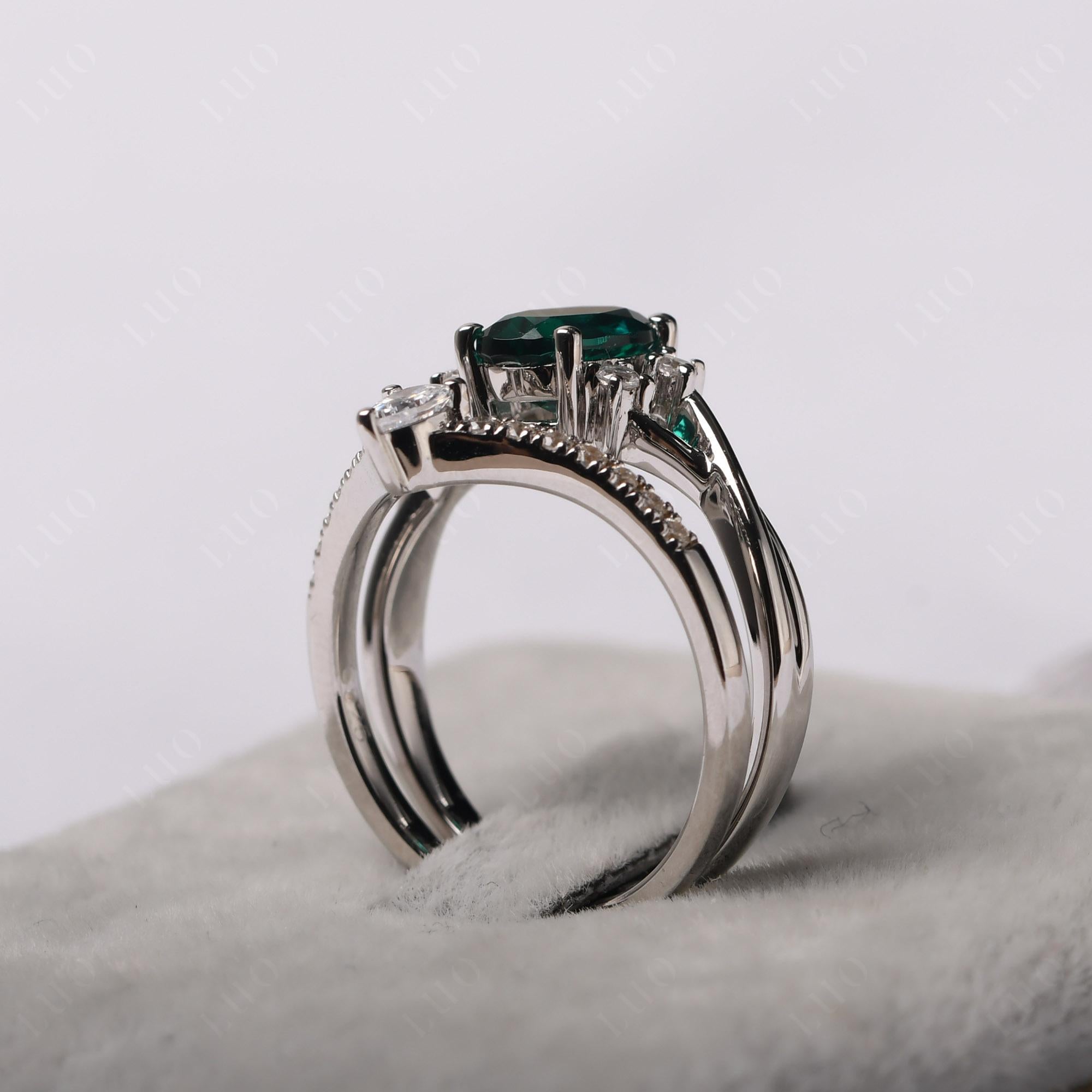 Oval Emerald Wedding Ring Set - LUO Jewelry