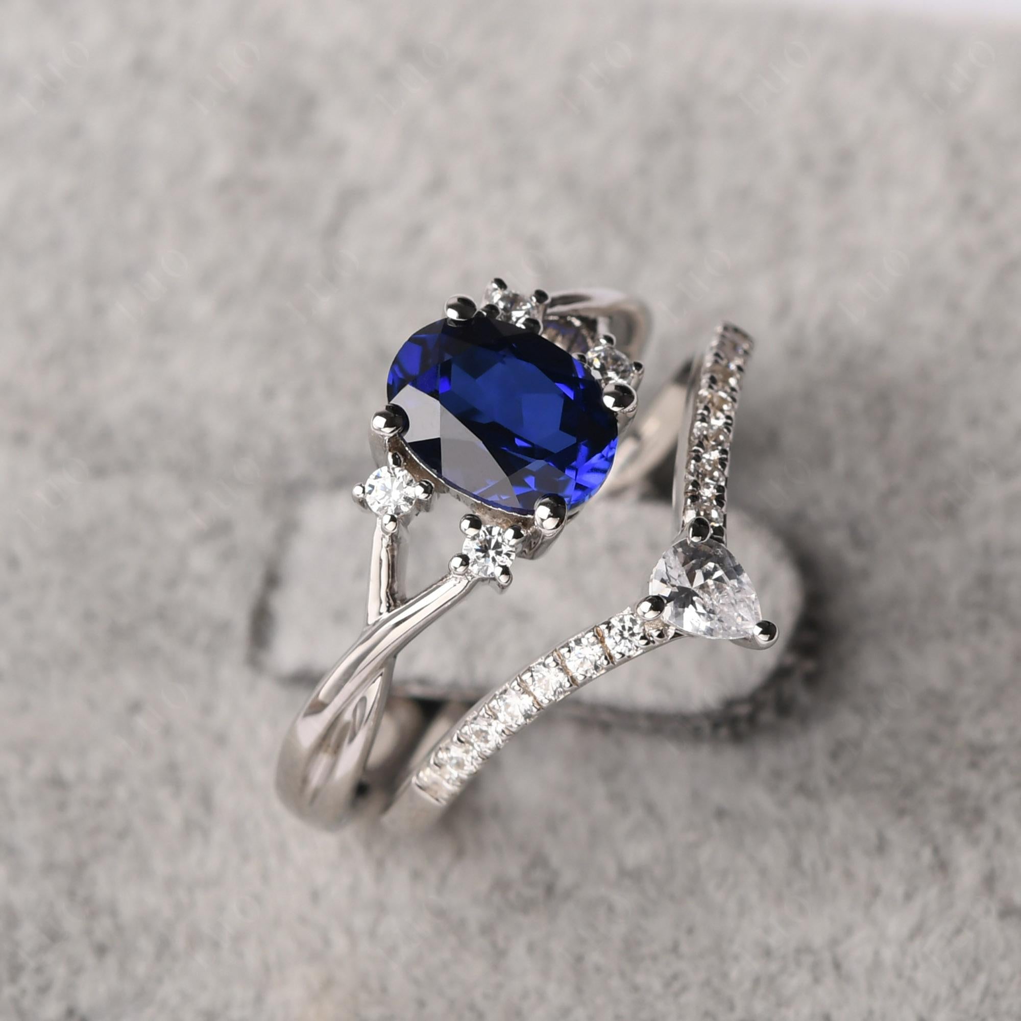 Sapphire Oval Engagement Ring with Wedding Band - LUO Jewelry