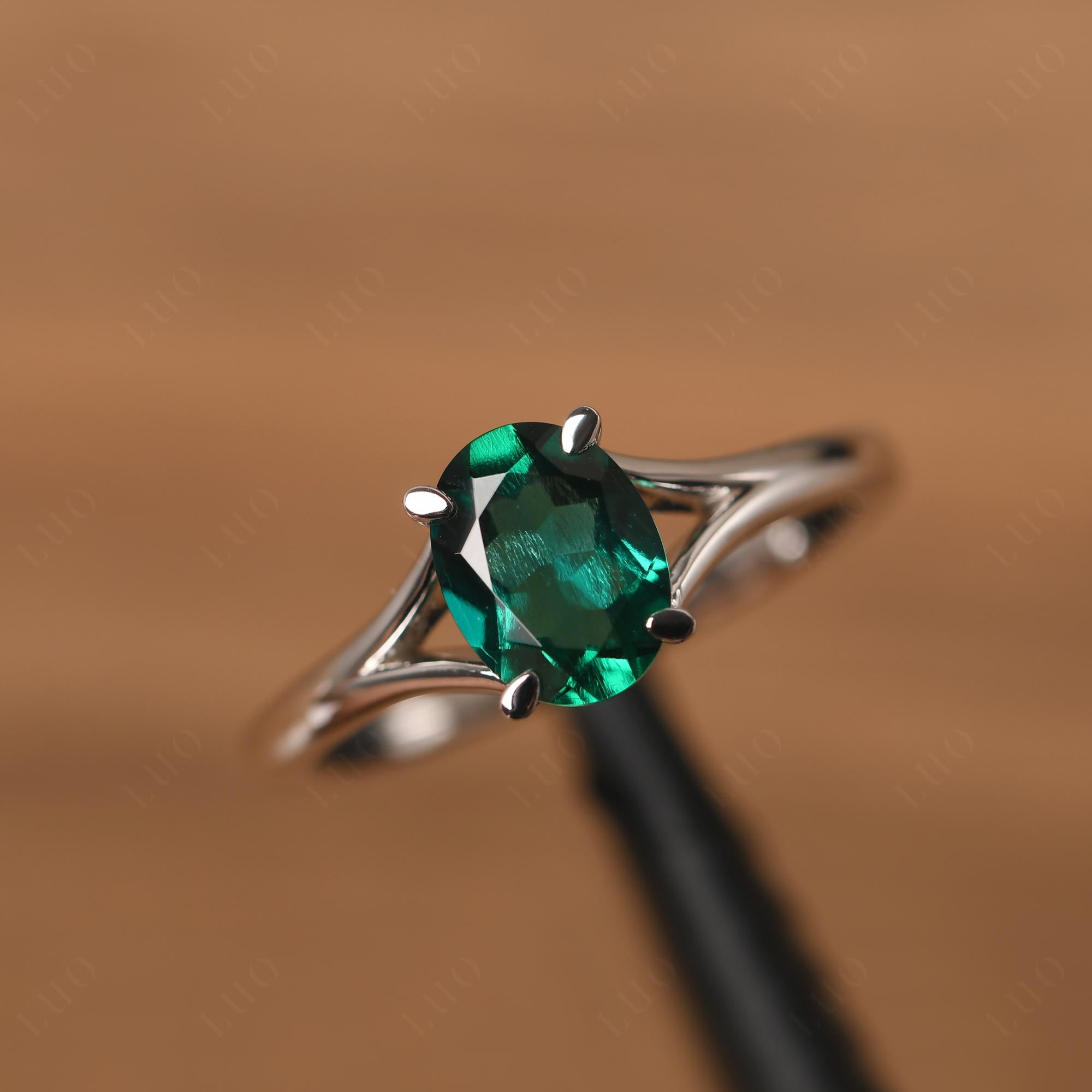 Emerald Split Shank Engagement Ring - LUO Jewelry