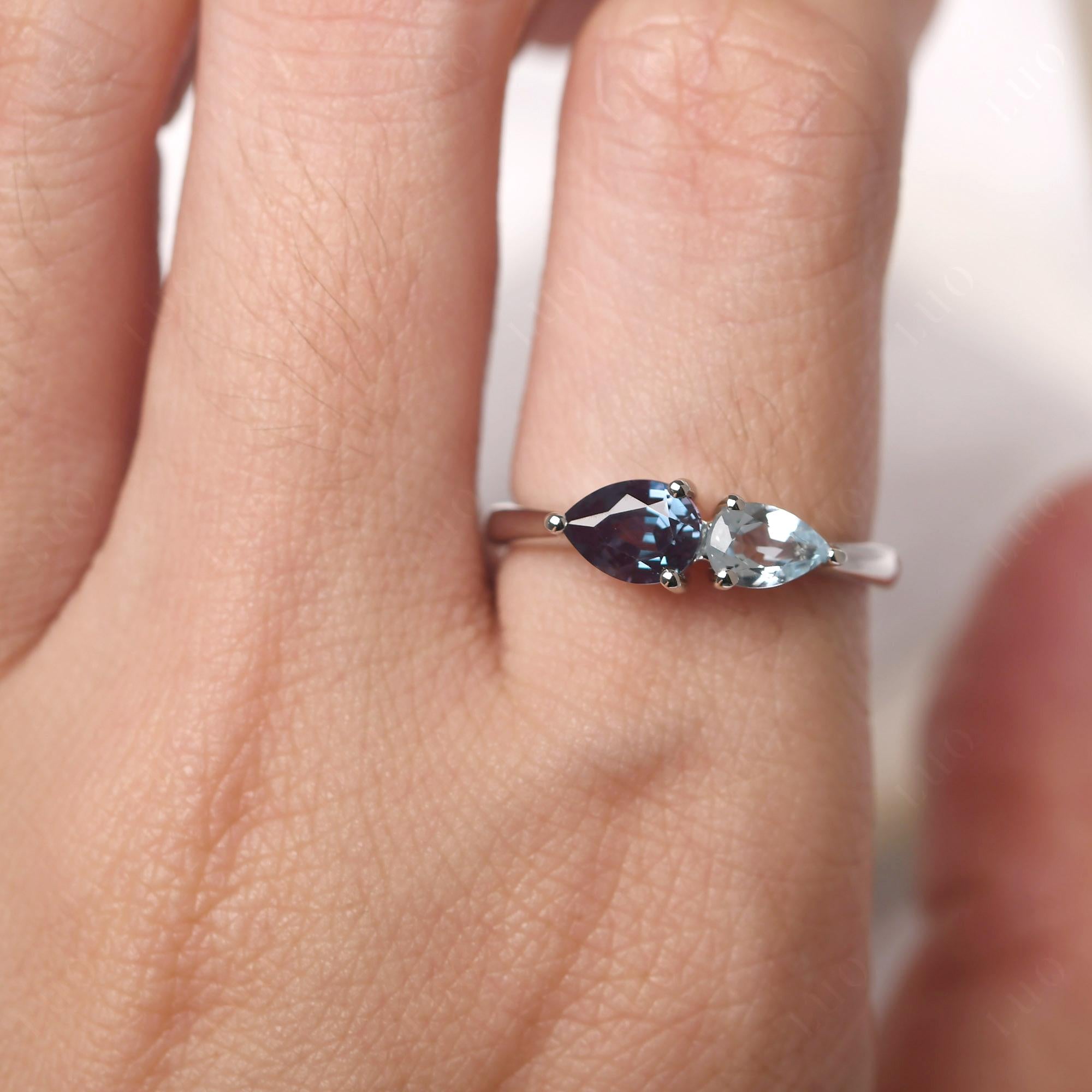 East West Pear Alexandrite and Aquamarine Ring - LUO Jewelry
