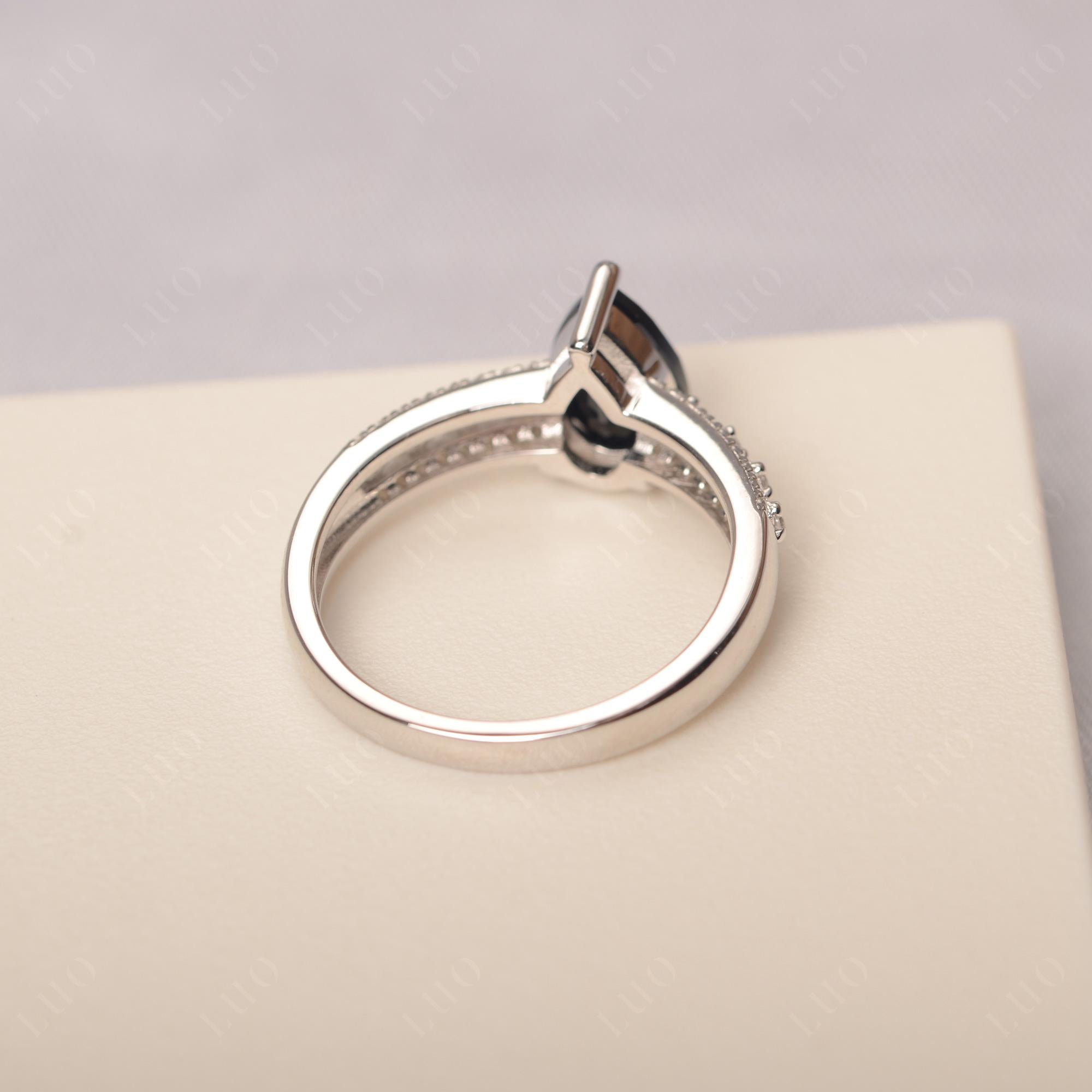 Black Spinel Pear Shaped Promise Ring - LUO Jewelry