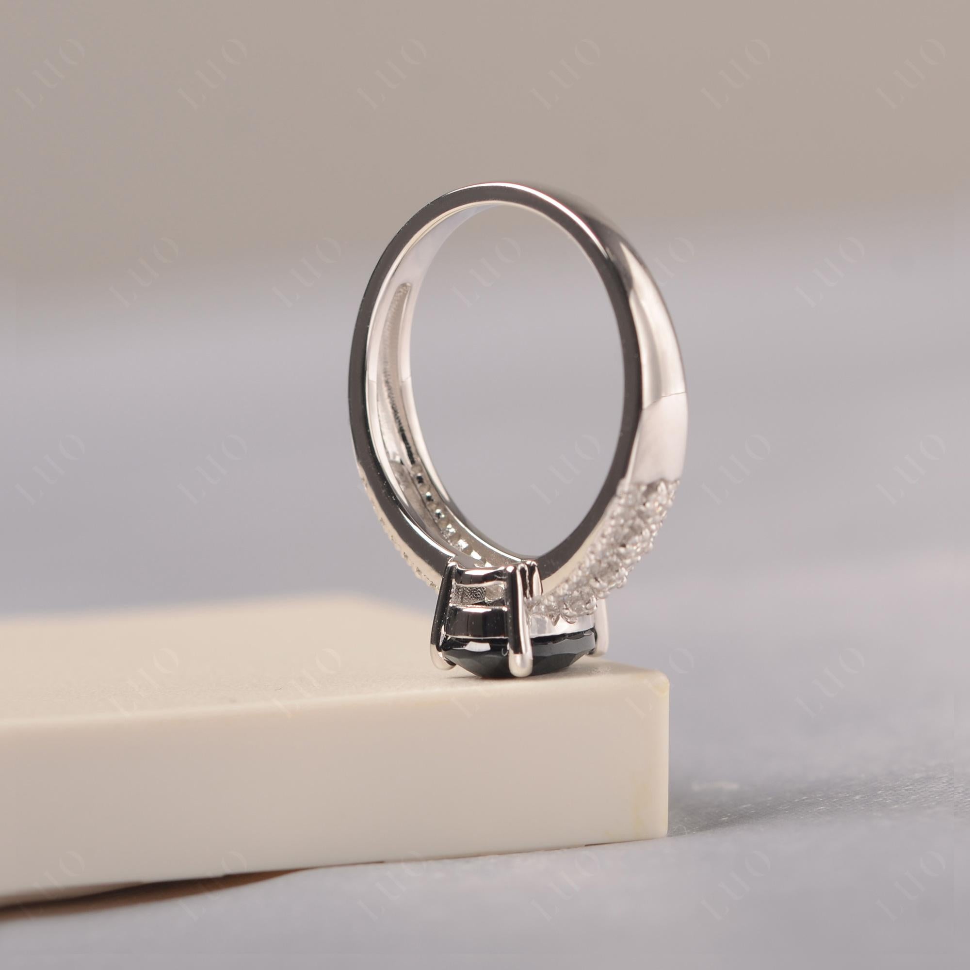 Black Spinel Pear Shaped Promise Ring - LUO Jewelry