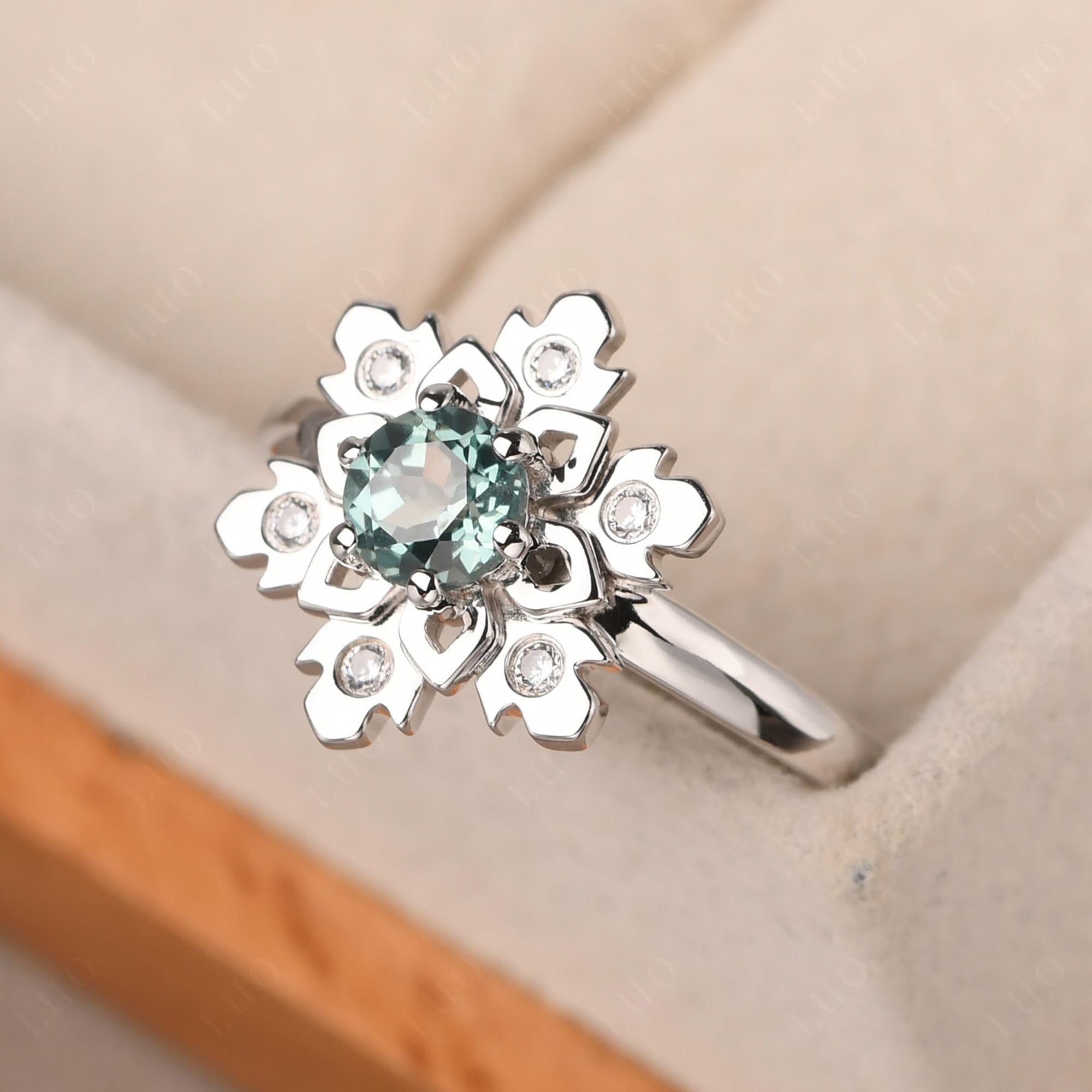 Green Sapphire Snowflake Ring - LUO Jewelry