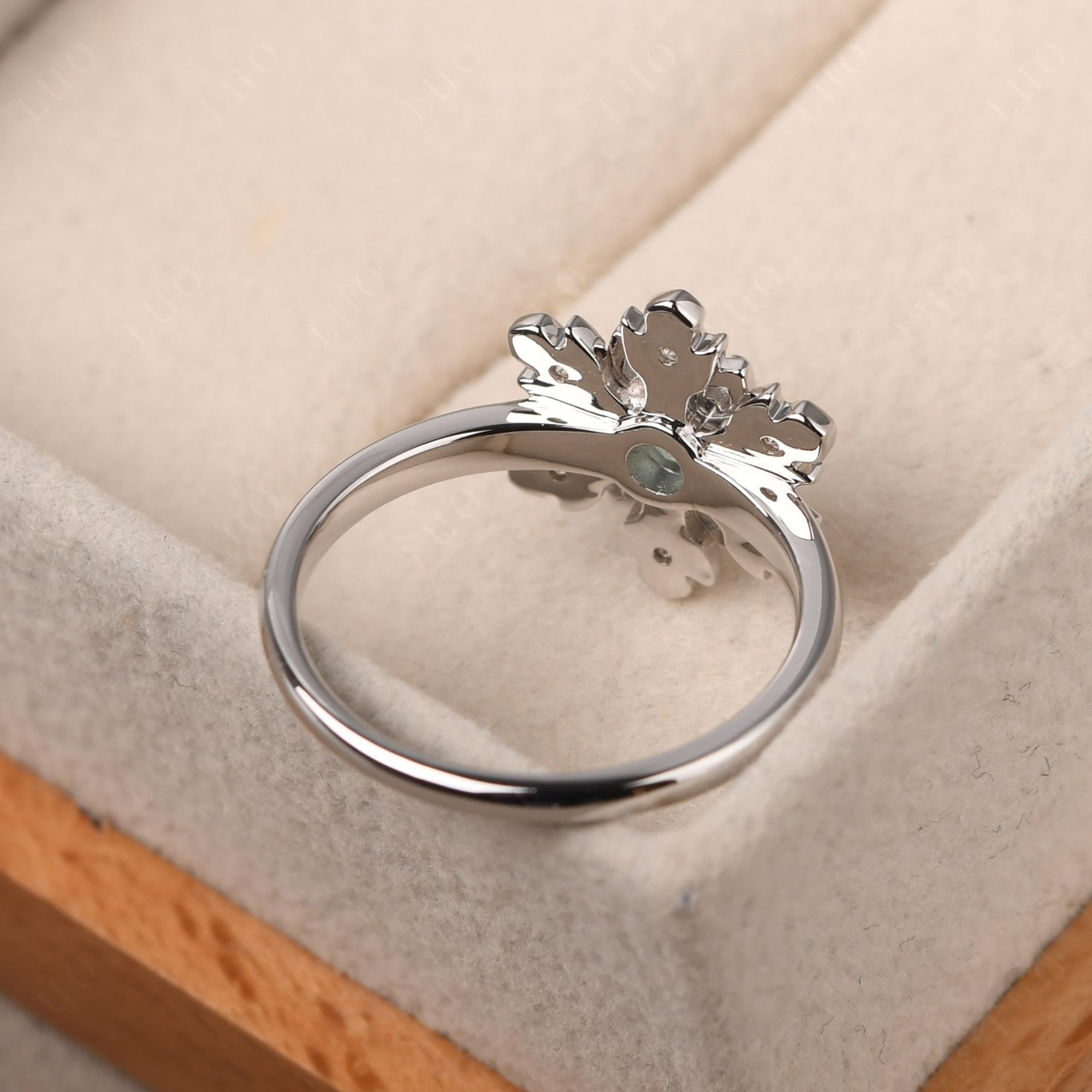 Green Sapphire Snowflake Ring - LUO Jewelry