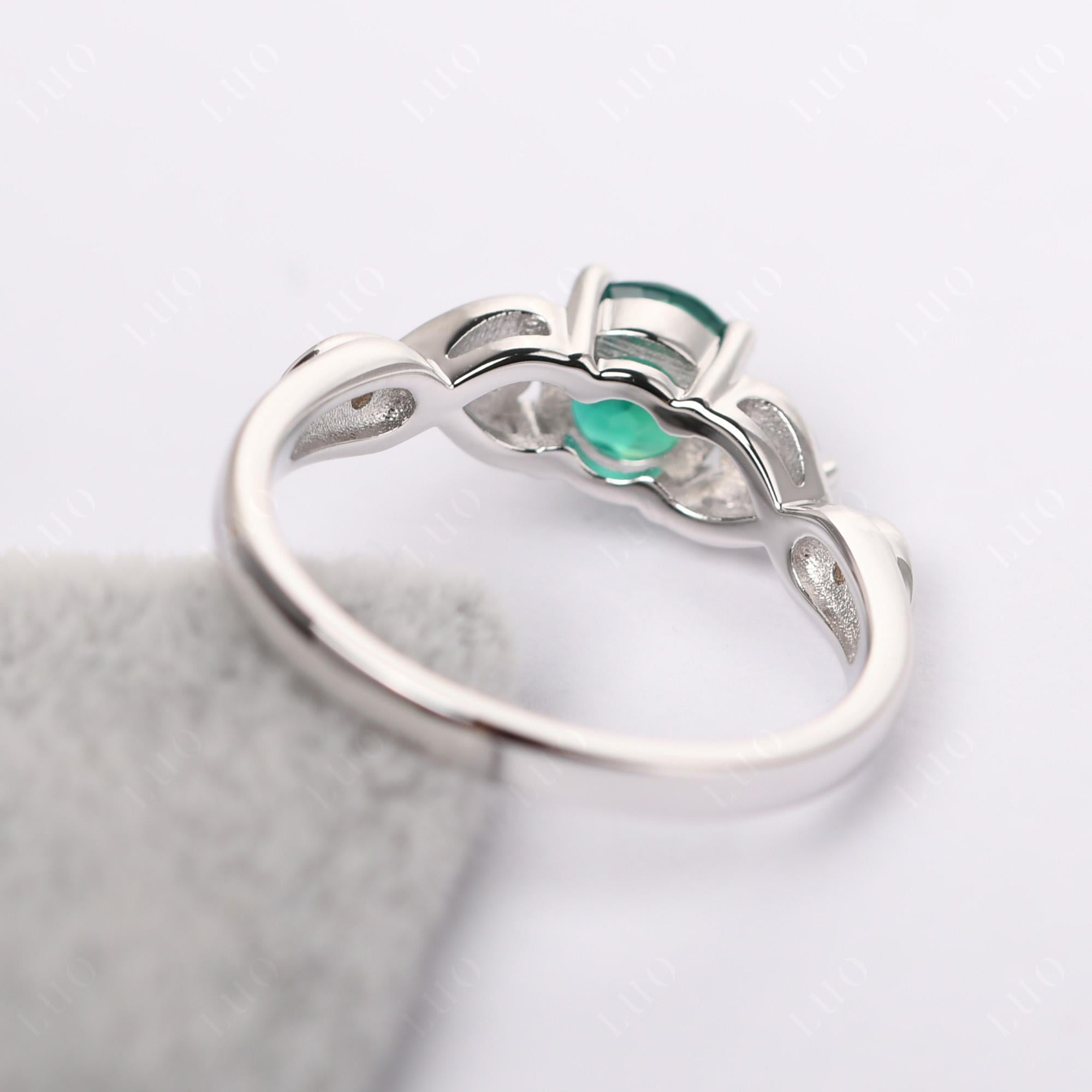 Emerald Twisted Ring - LUO Jewelry
