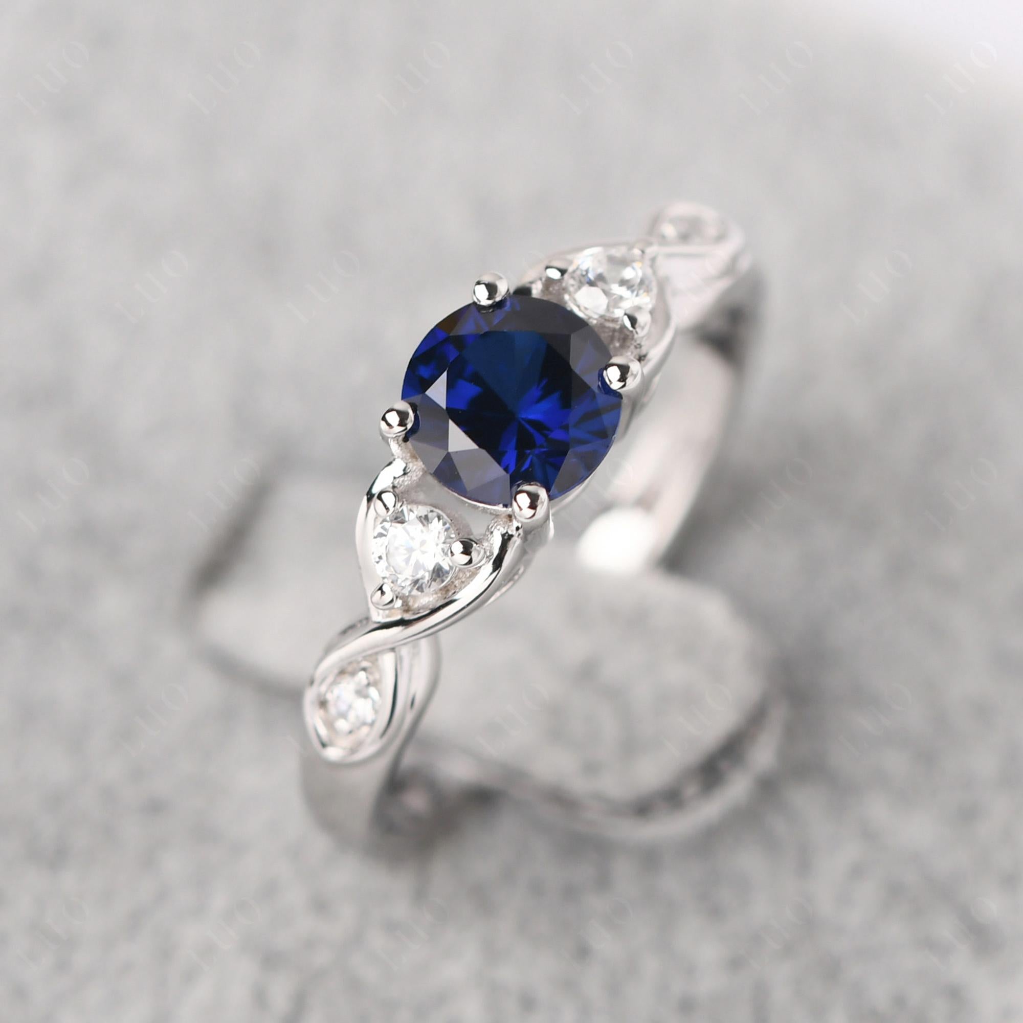 Sapphire Twisted Ring - LUO Jewelry