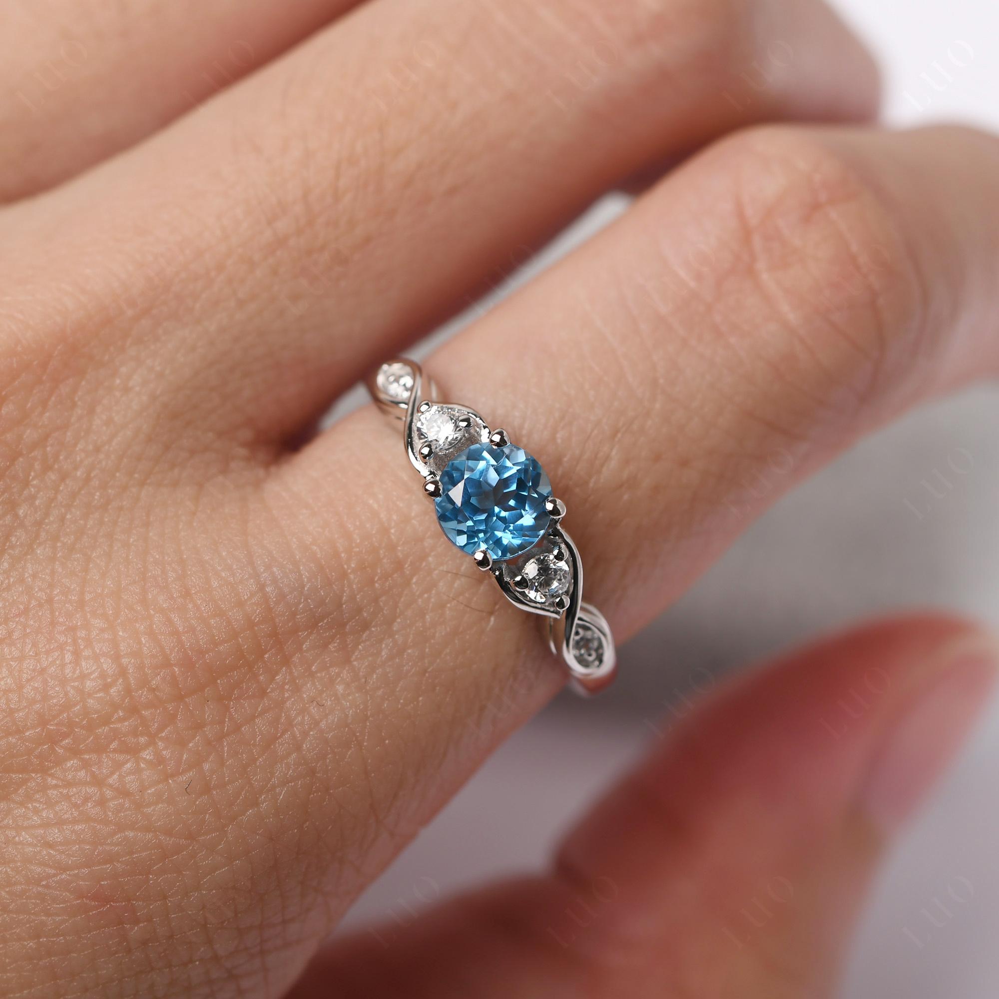 Swiss Blue Topaz Twisted Ring - LUO Jewelry
