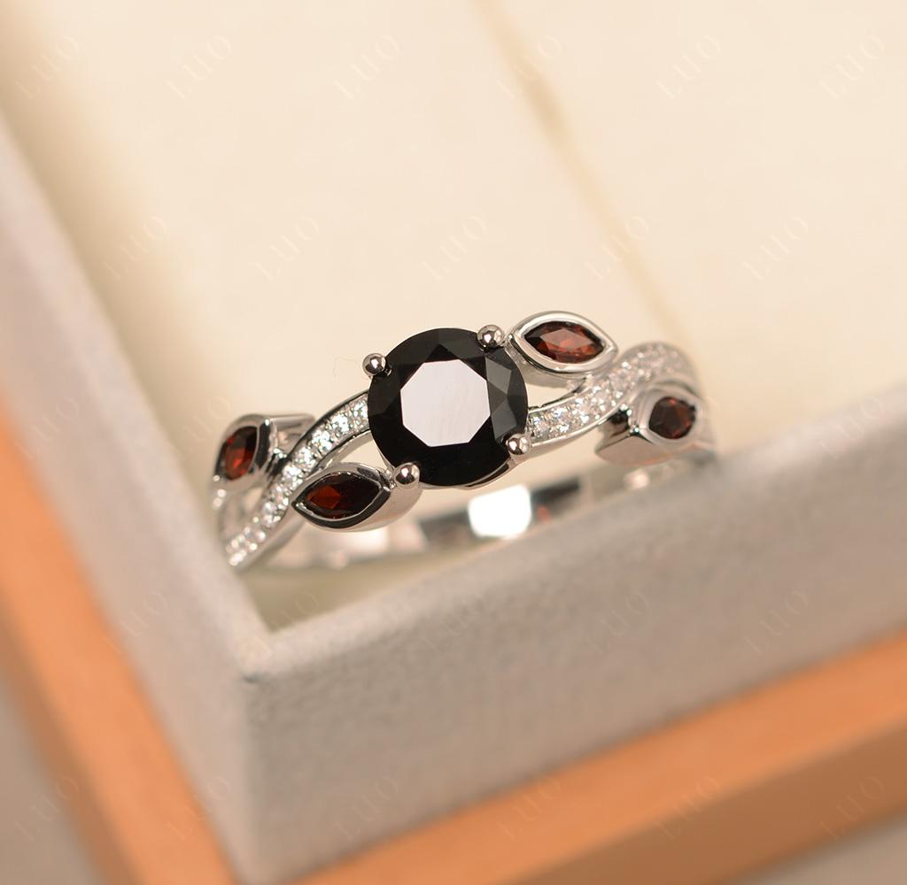 Black Spinel Twisted Leaf Engagement Ring - LUO Jewelry