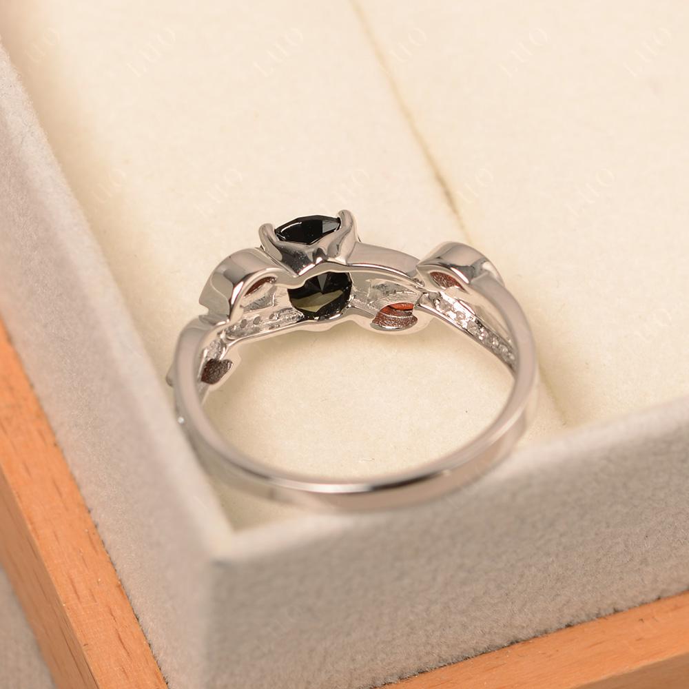 Black Spinel Twisted Leaf Engagement Ring - LUO Jewelry