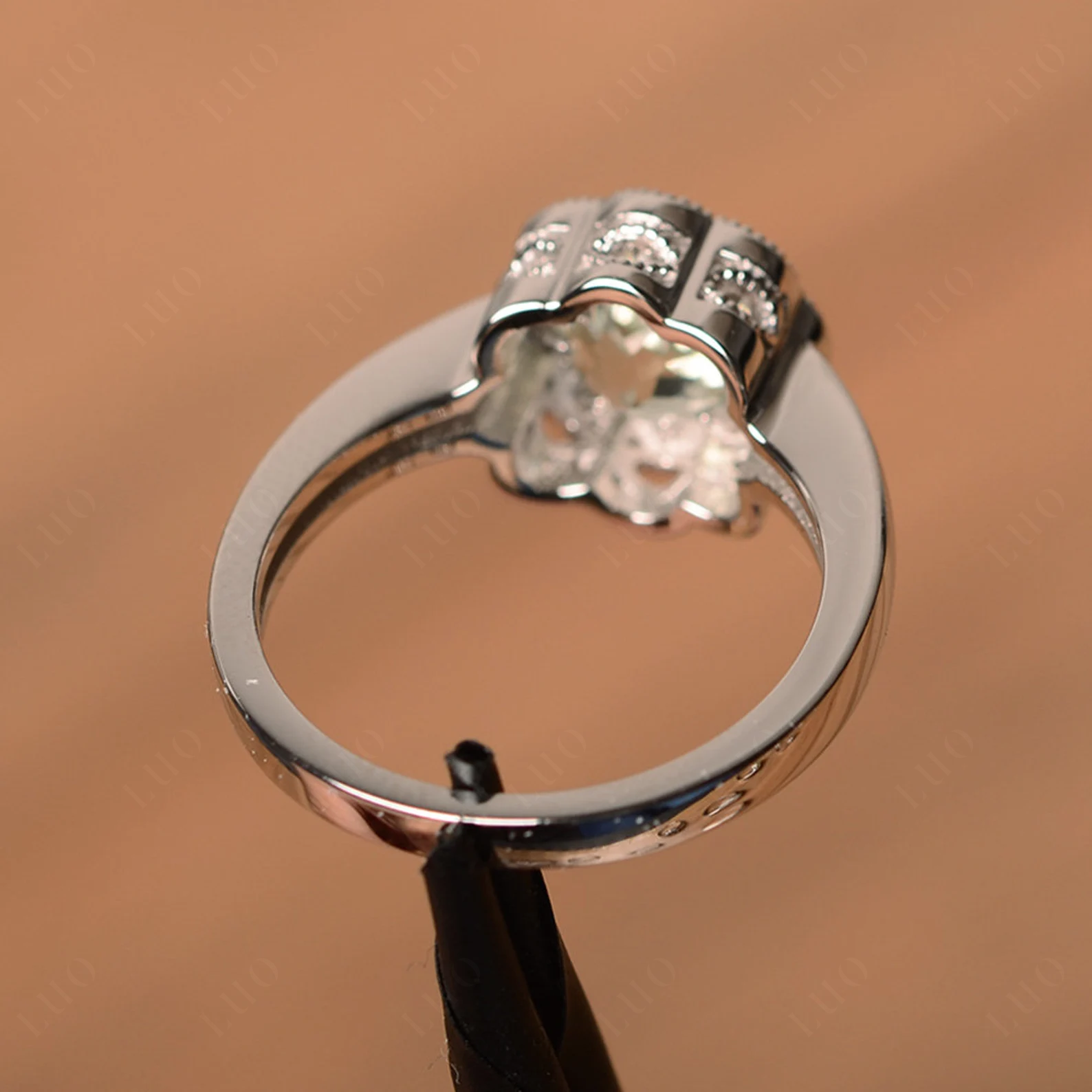 Vintage Green Amethyst Ring Halo Flower Ring - LUO Jewelry