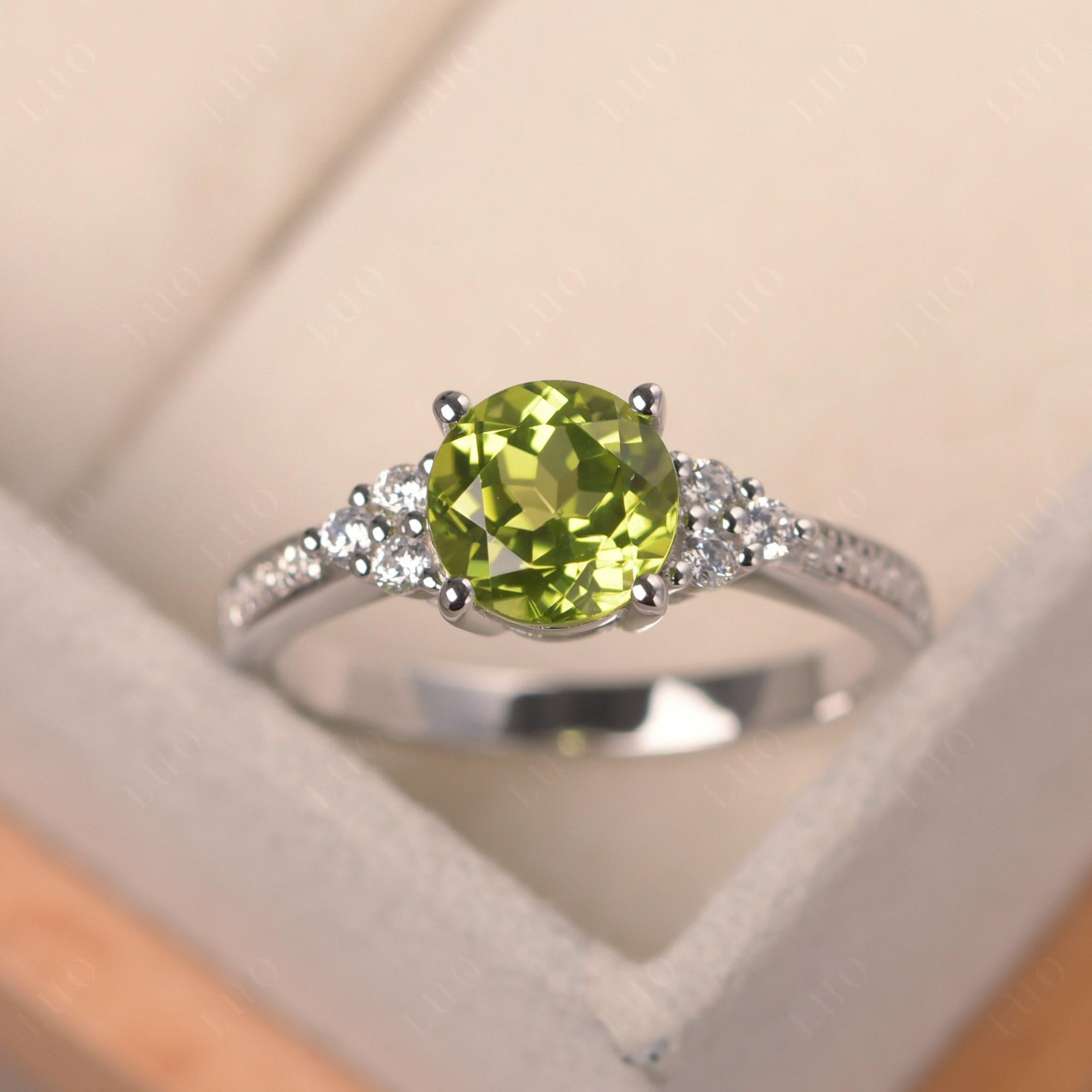 Round Cut Peridot Engagement Ring - LUO Jewelry