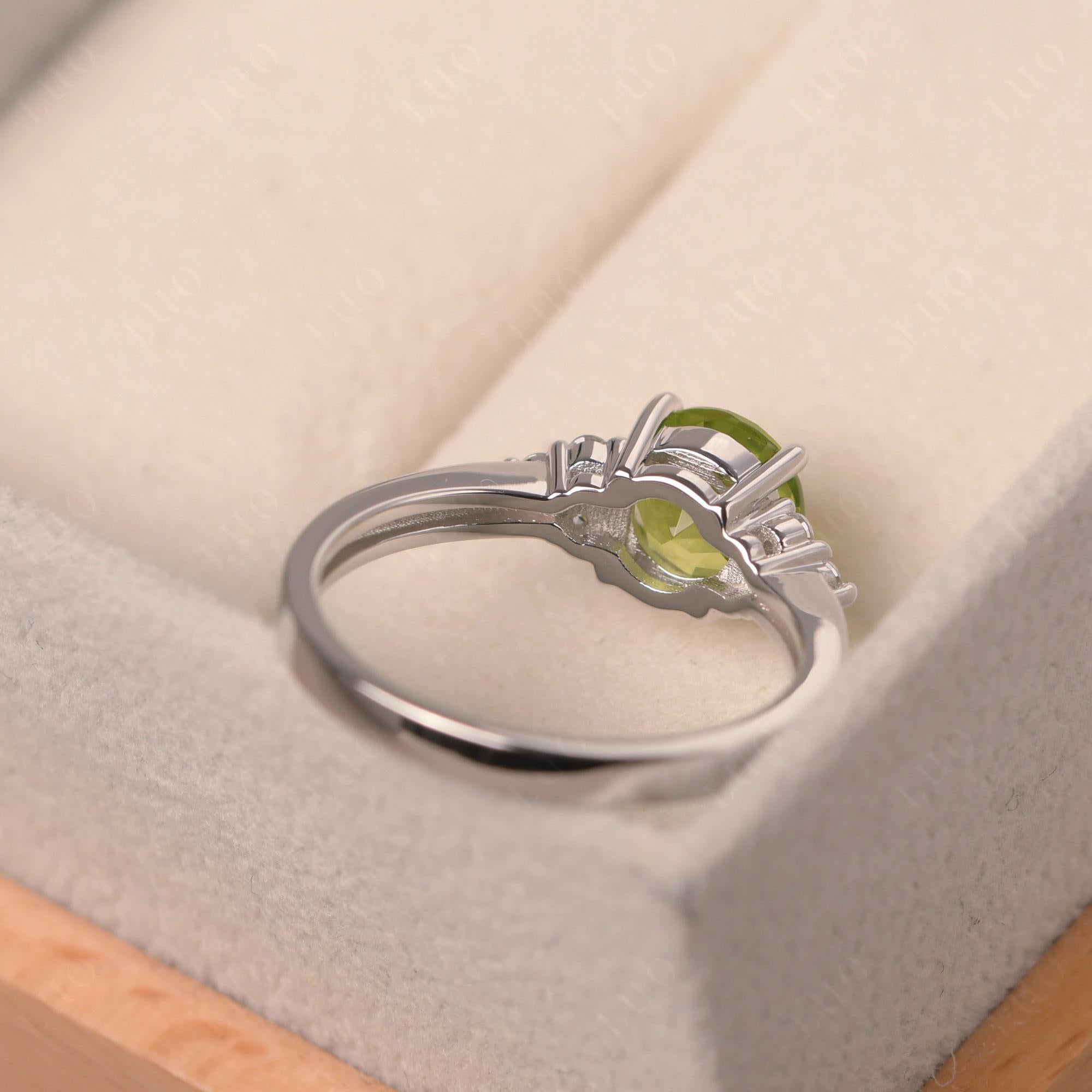 Round Cut Peridot Engagement Ring - LUO Jewelry