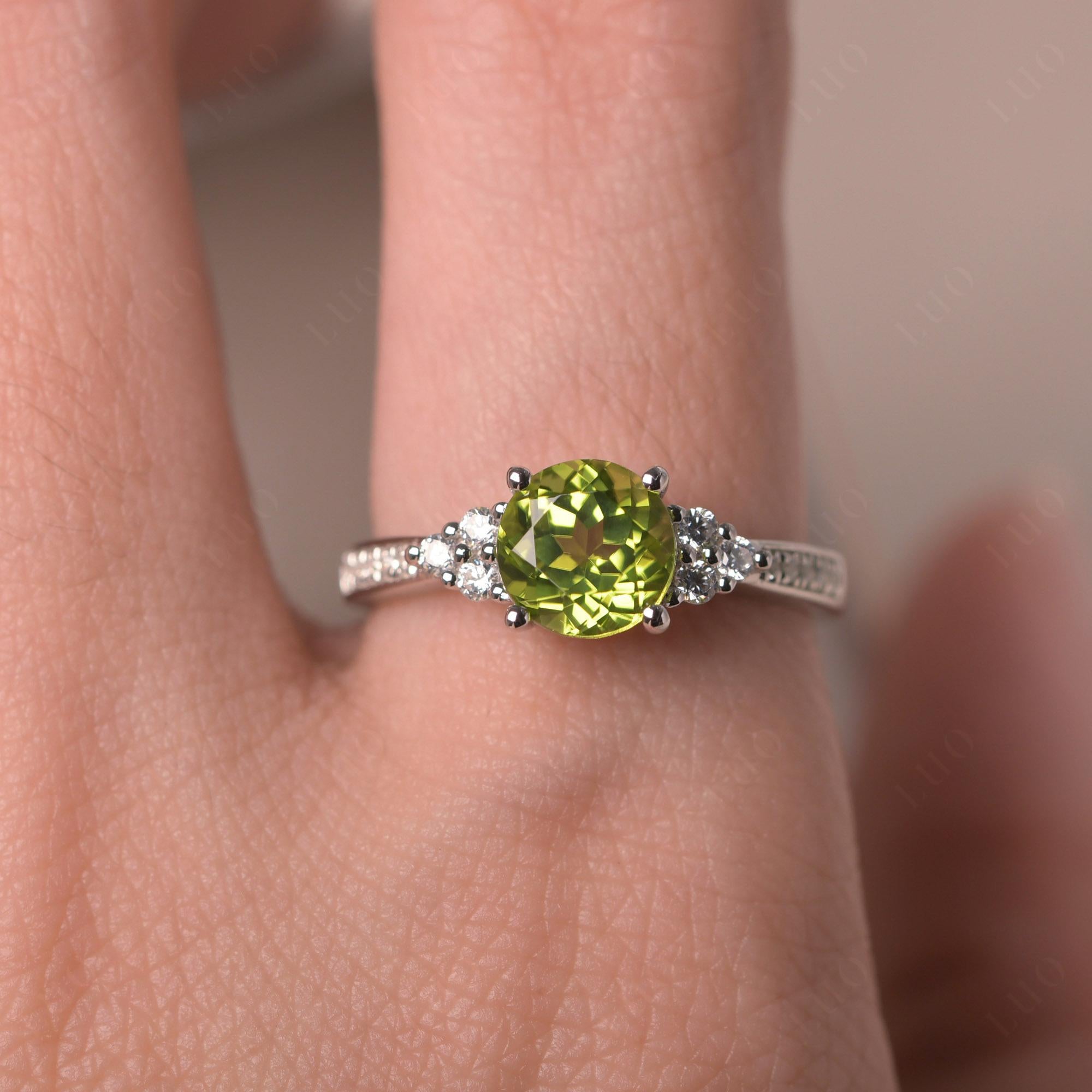 Round Cut Peridot Engagement Ring - LUO Jewelry