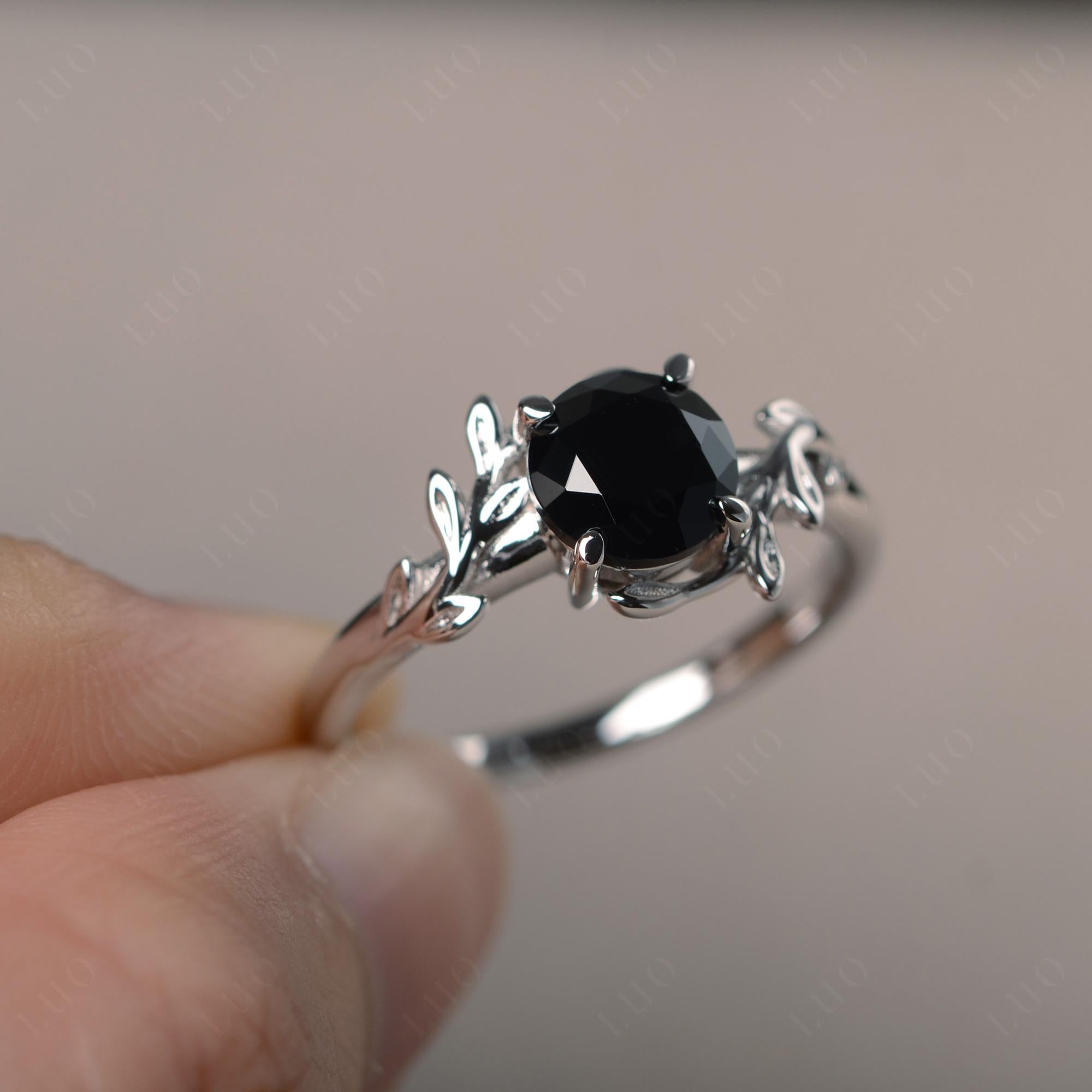 Black Spinel Vine Ring - LUO Jewelry
