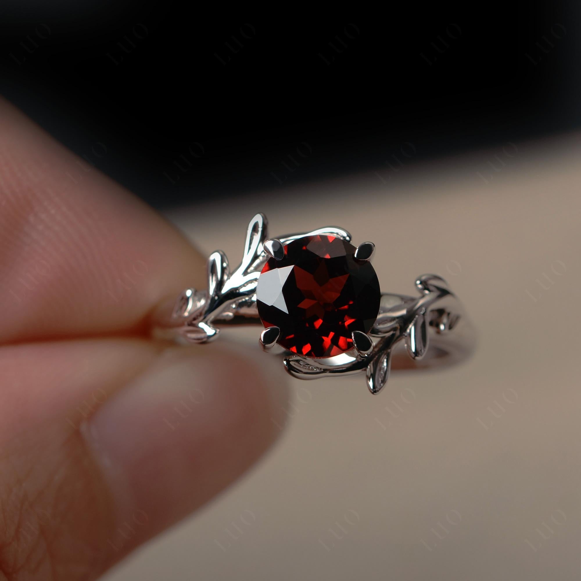Garnet Vine Ring - LUO Jewelry