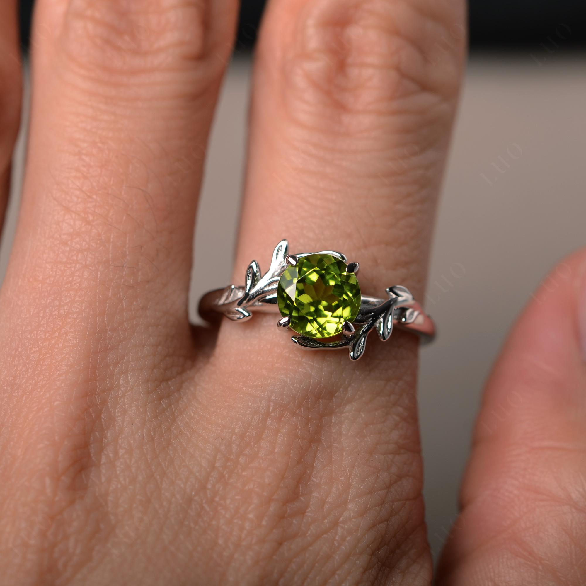 Peridot Vine Ring - LUO Jewelry