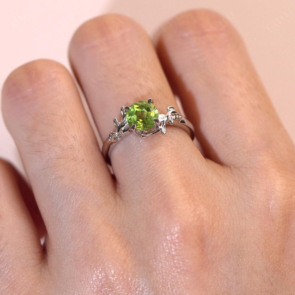 Peridot Vine Ring - LUO Jewelry