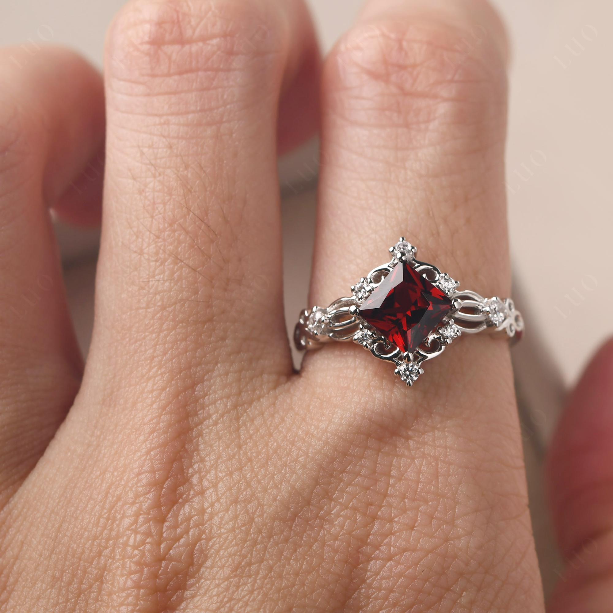 Garnet Sparkle Ring - LUO Jewelry