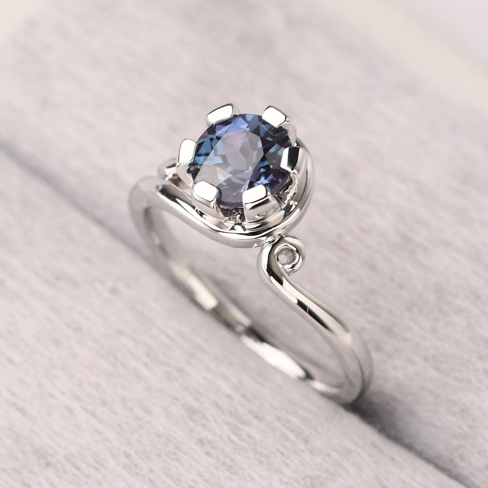 Non-traditional Alexandrite Ring - LUO Jewelry