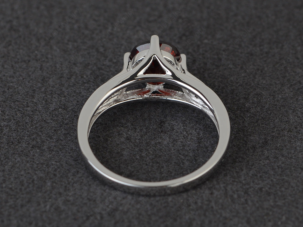 Vintage Round Cut Garnet Ring Sterling Silver - LUO Jewelry