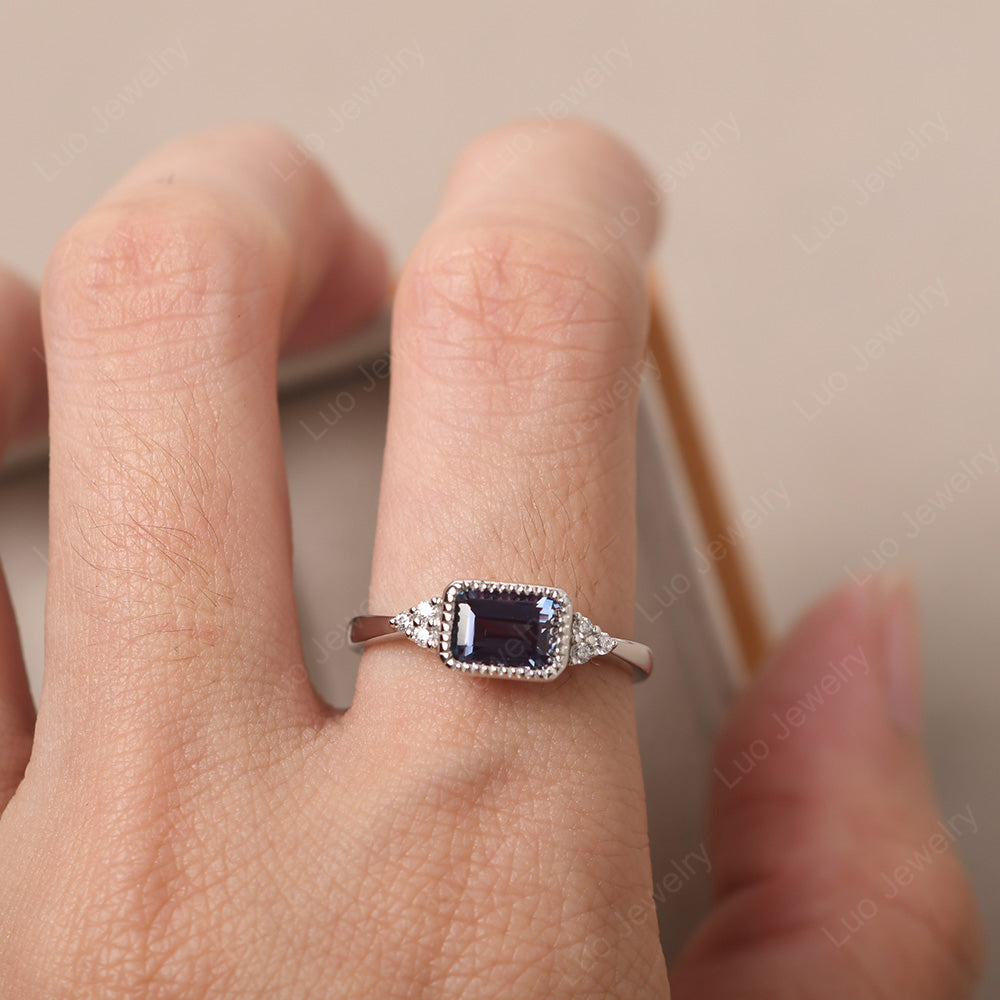 Vintage Horizontal Bezel Set Alexandrite Ring - LUO Jewelry