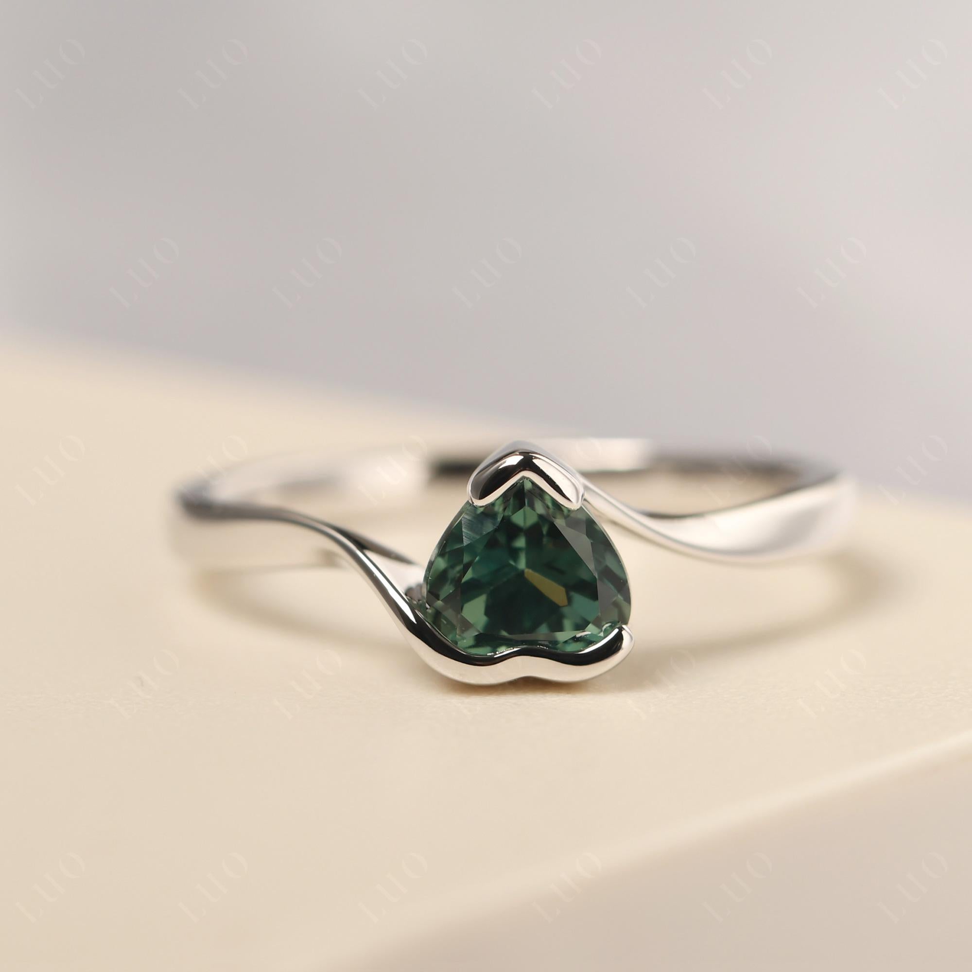 Heart Green Sapphire Solitaire Engagement Ring - LUO Jewelry