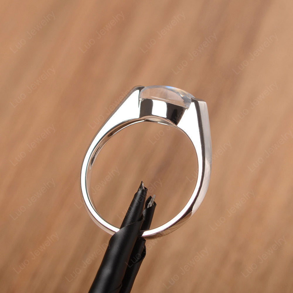 Marquise geschnittener Mondstein Cabochon Ring