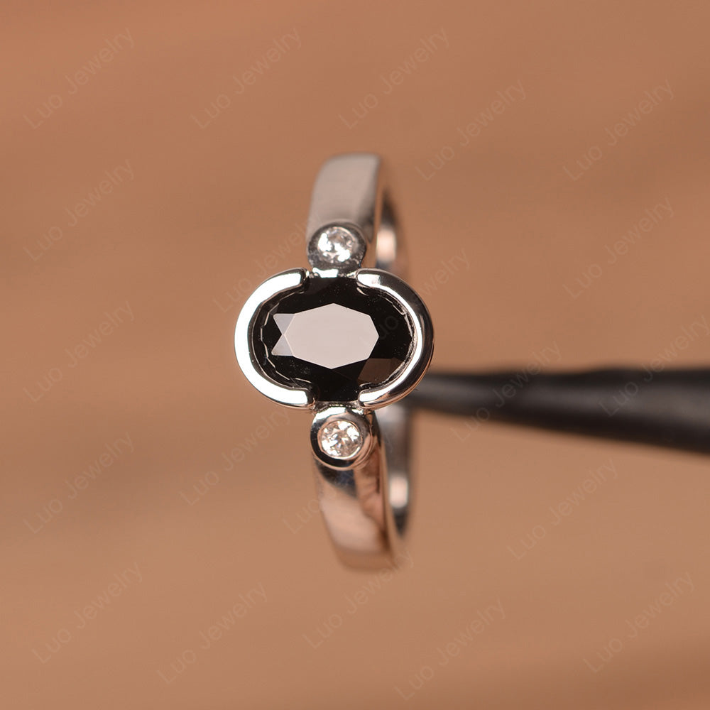 Vintage Black Spinel Ring Oval Bezel Set Ring - LUO Jewelry