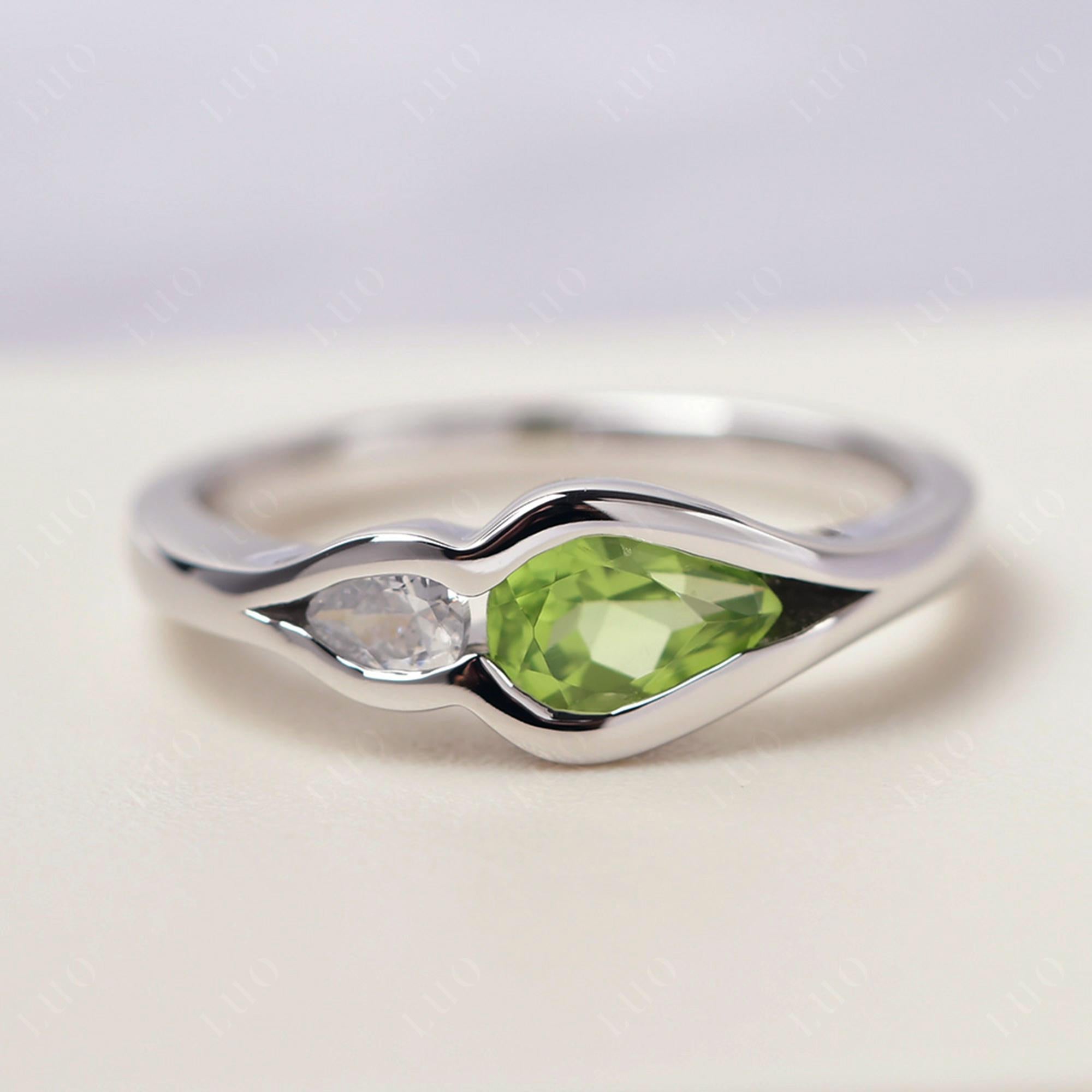 Vintage Peridot Bezel Pear Engagement Ring - LUO Jewelry