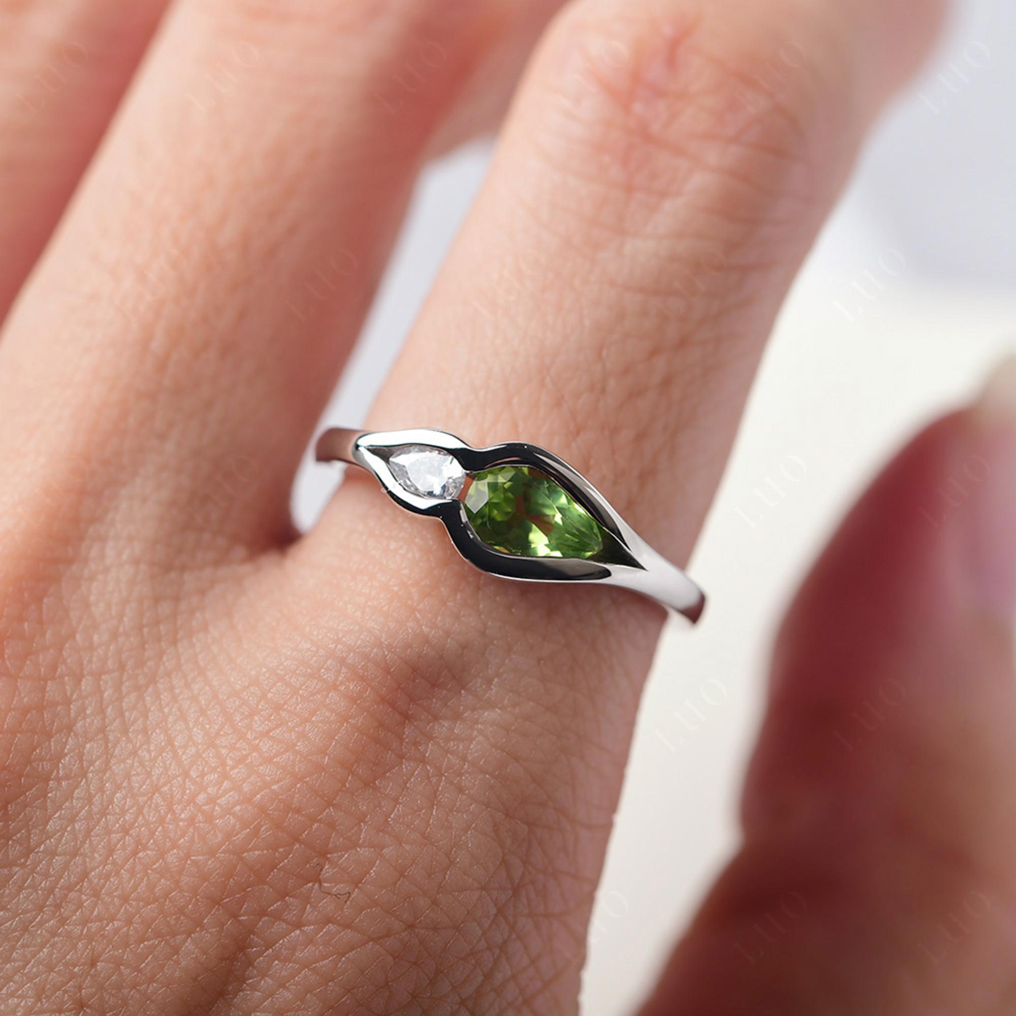 Vintage Peridot Bezel Pear Engagement Ring - LUO Jewelry