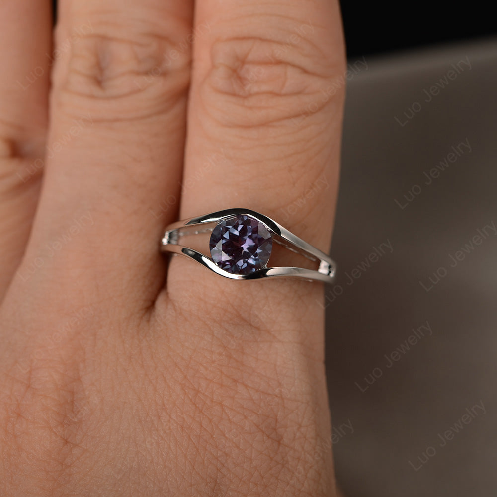 Vintage Alexandrite Ring Solitaire Wedding Ring - LUO Jewelry