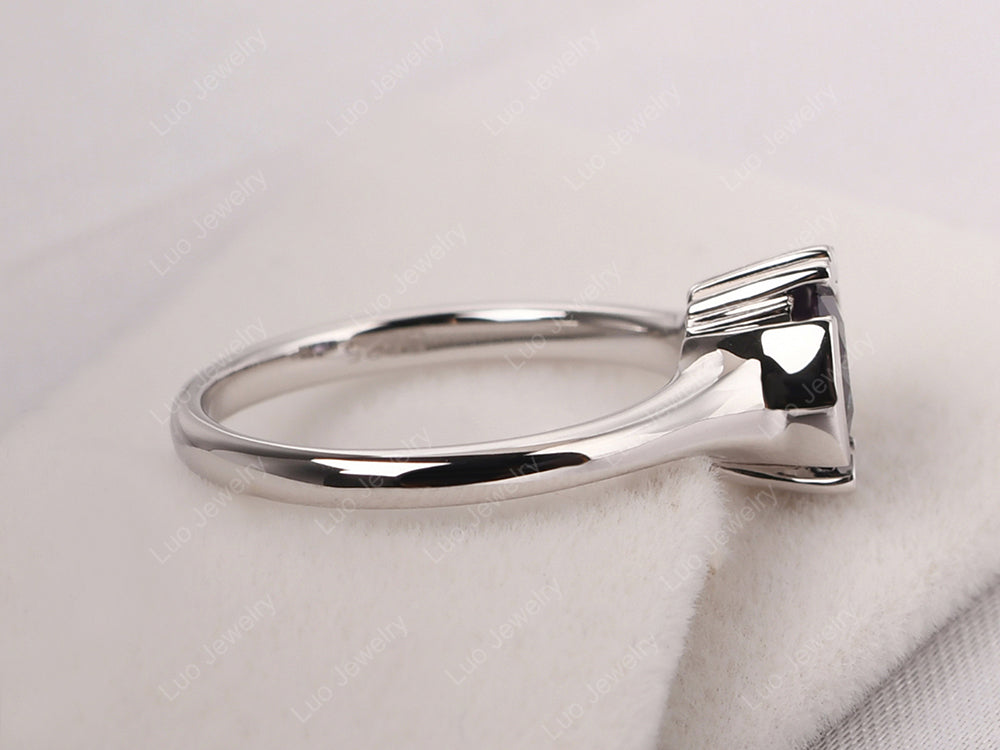 Vintage Alexandrite Solitaire Ring - LUO Jewelry