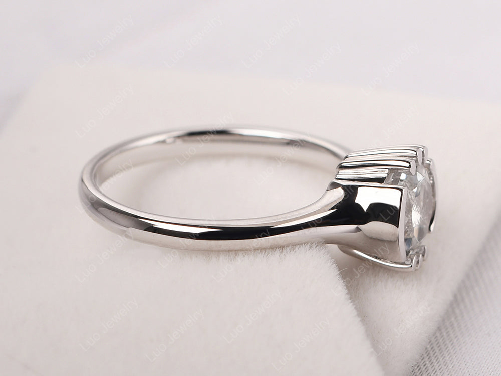 Vintage White Topaz Solitaire Ring - LUO Jewelry