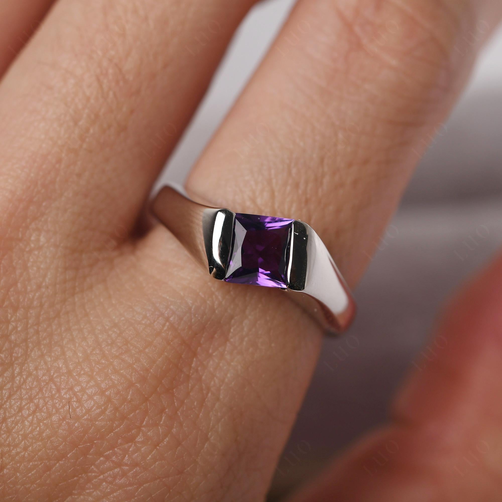 Simple Amethyst Bypass Ring - LUO Jewelry