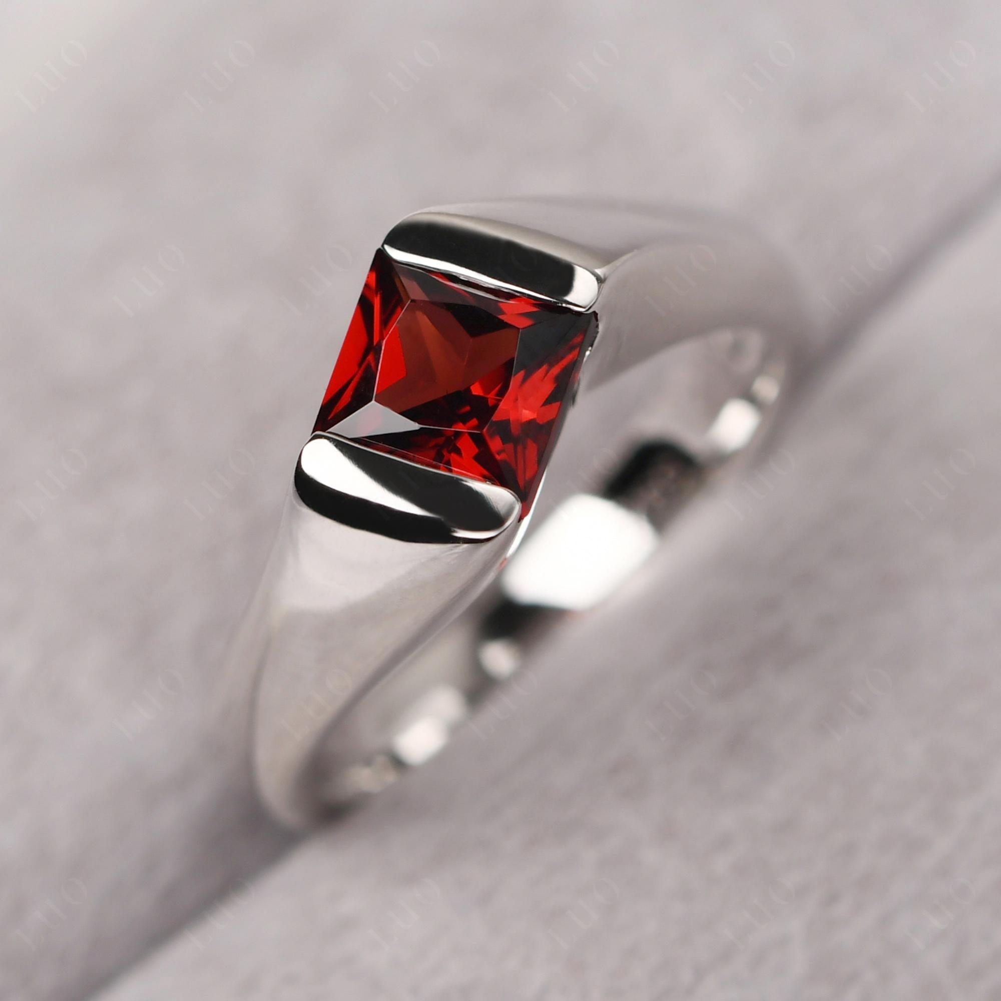 Simple Garnet Bypass Ring - LUO Jewelry