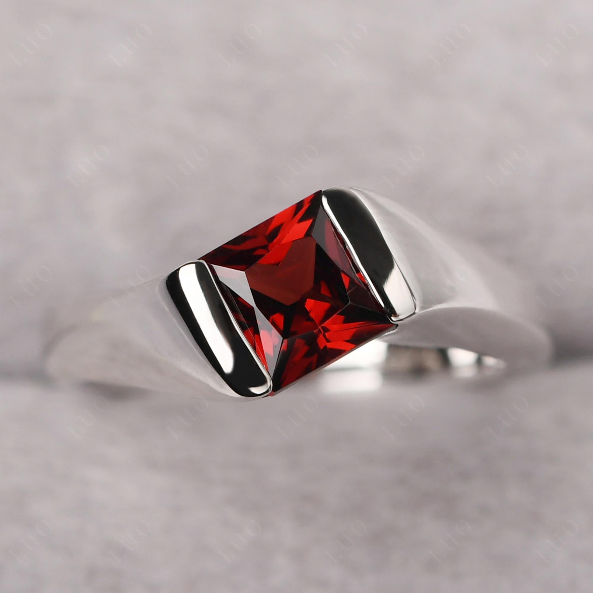 Simple Garnet Bypass Ring - LUO Jewelry