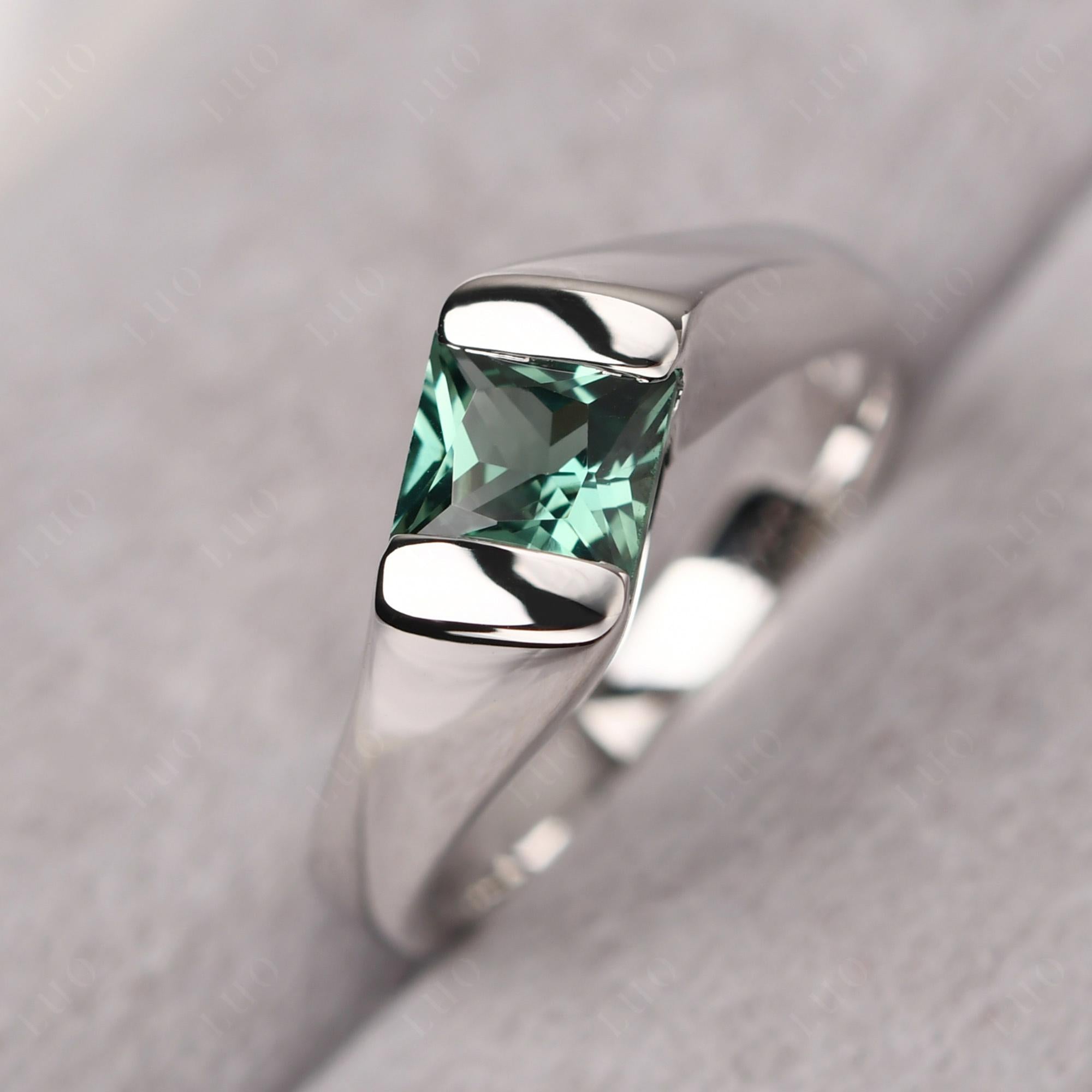 Simple Green Sapphire Bypass Ring - LUO Jewelry