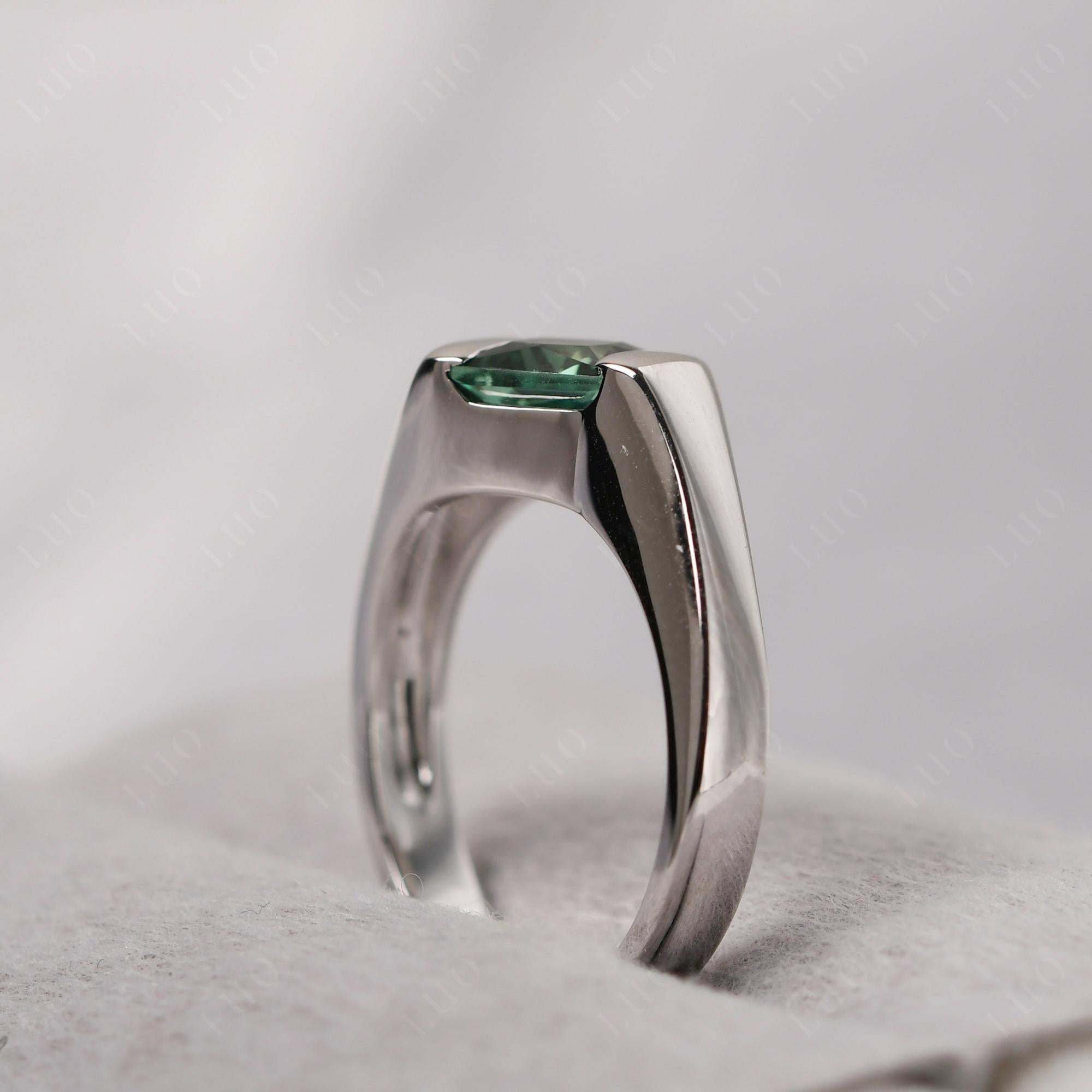 Simple Green Sapphire Bypass Ring - LUO Jewelry