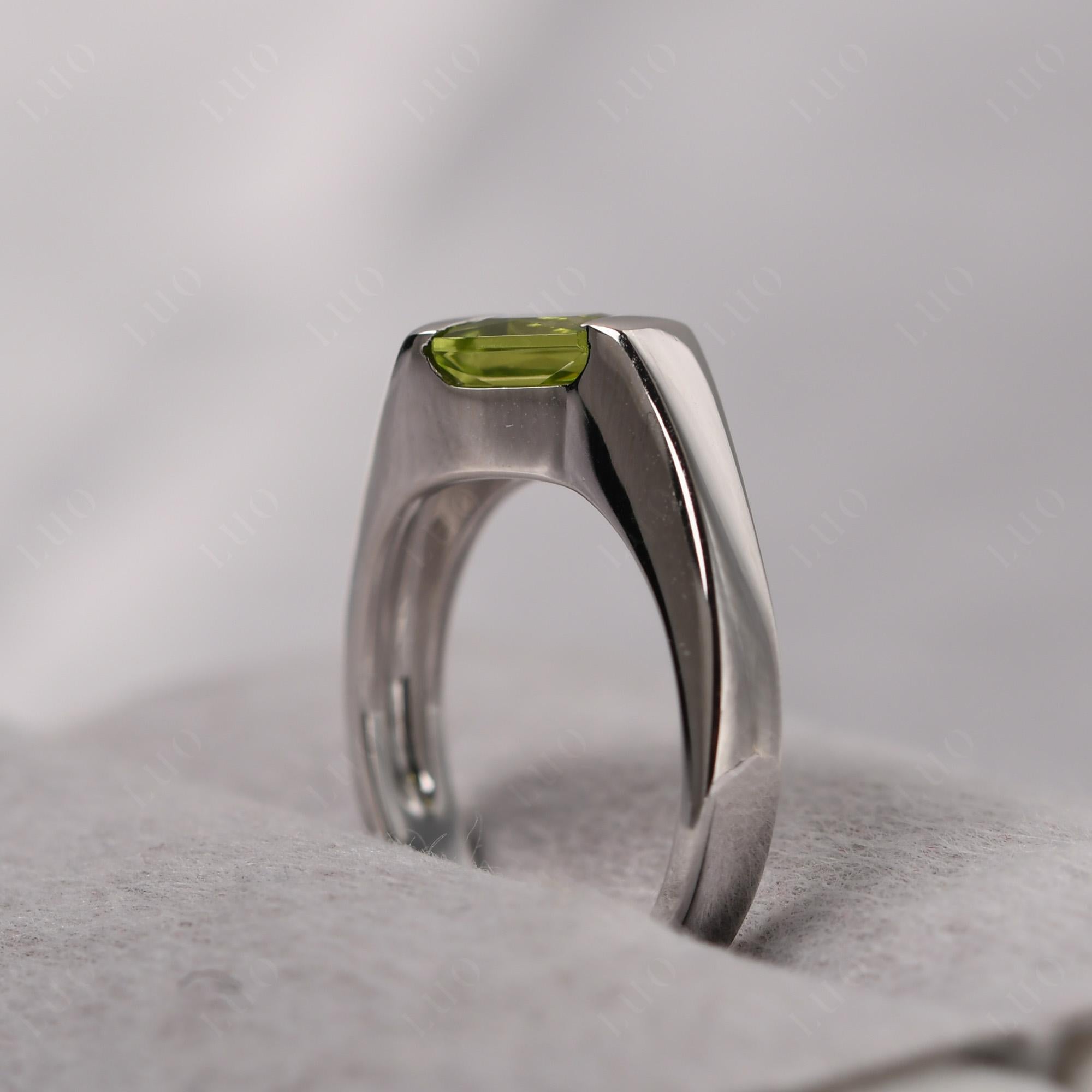 Simple Peridot Bypass Ring - LUO Jewelry
