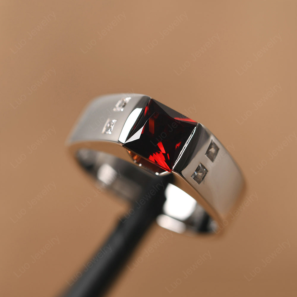 Men'S Princess Cut Garnet Ring - LUO Jewelry
