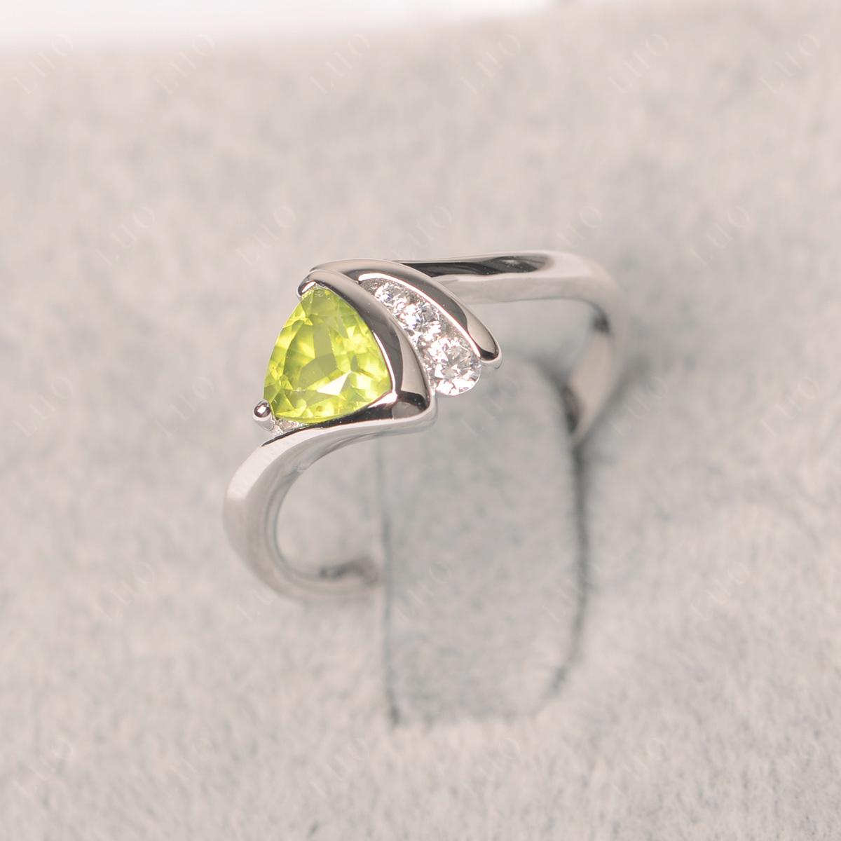 Trillion Cut Peridot Sailboat Inspire Ring - LUO Jewelry