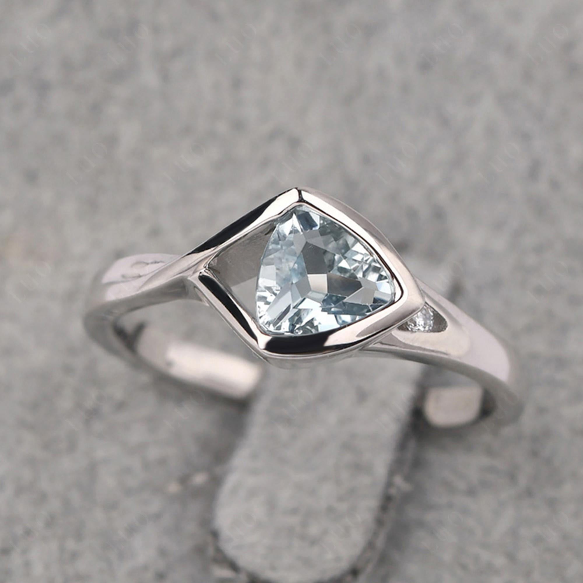 Trillion Cut Simple Aquamarine Ring - LUO Jewelry