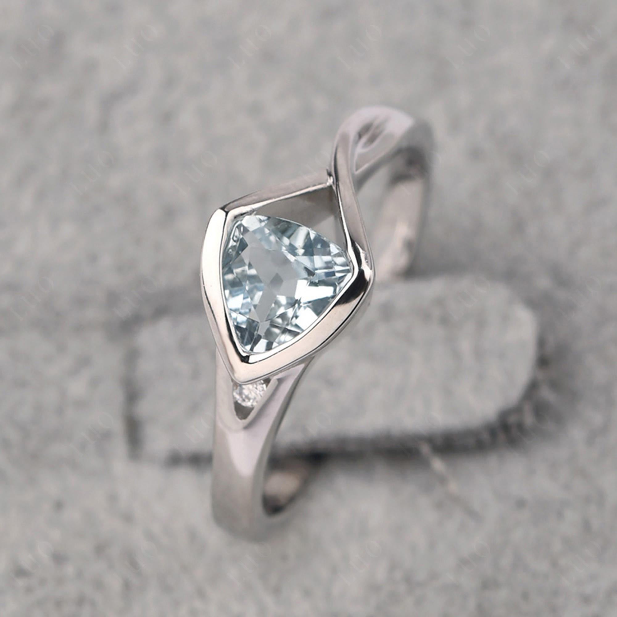 Trillion Cut Simple Aquamarine Ring - LUO Jewelry