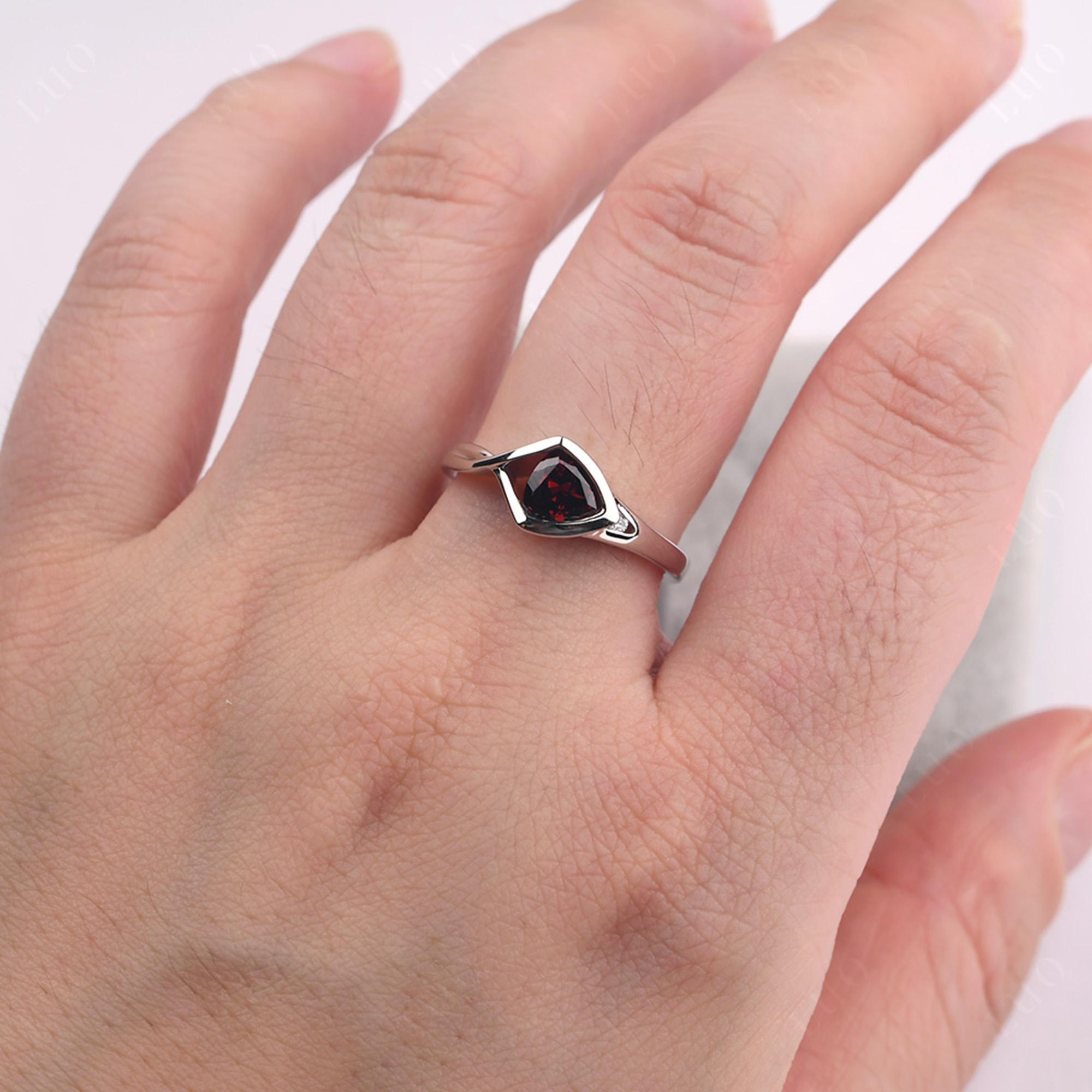 Trillion Cut Simple Garnet Ring - LUO Jewelry