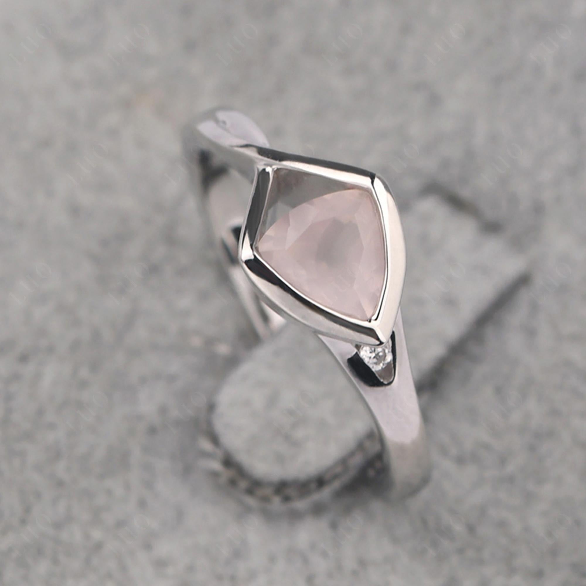 Trillion Cut Simple Rose Quartz Ring - LUO Jewelry