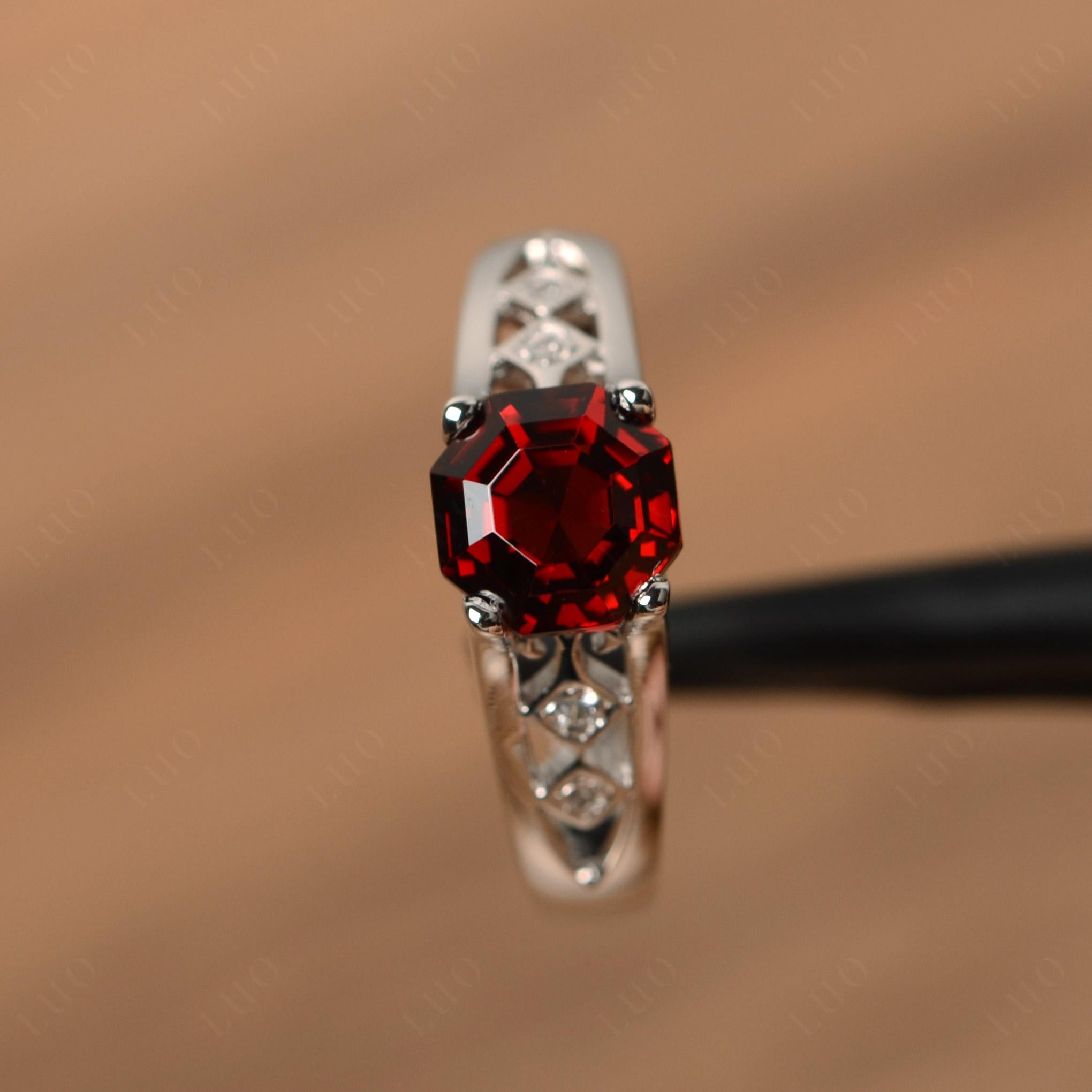 Vintage Style Octagon Cut Garnet Ring - LUO Jewelry