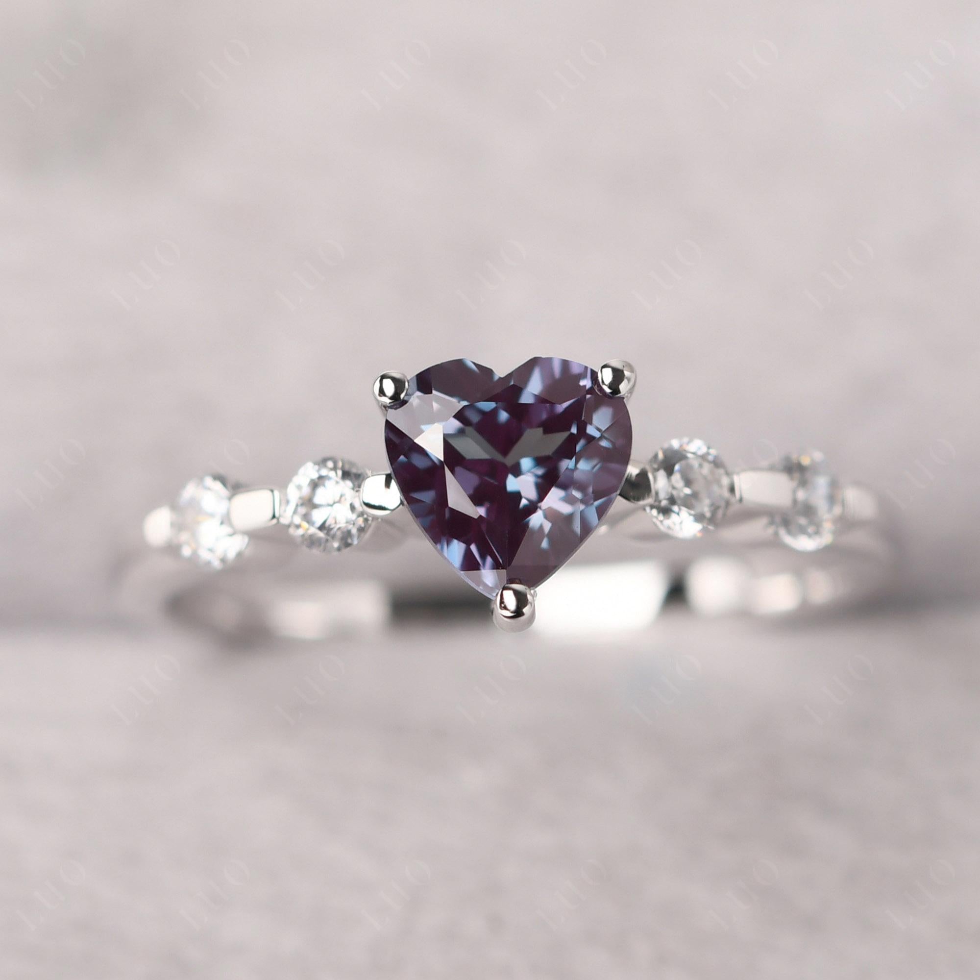 Dainty Heart Alexandrite Engagement Ring - LUO Jewelry