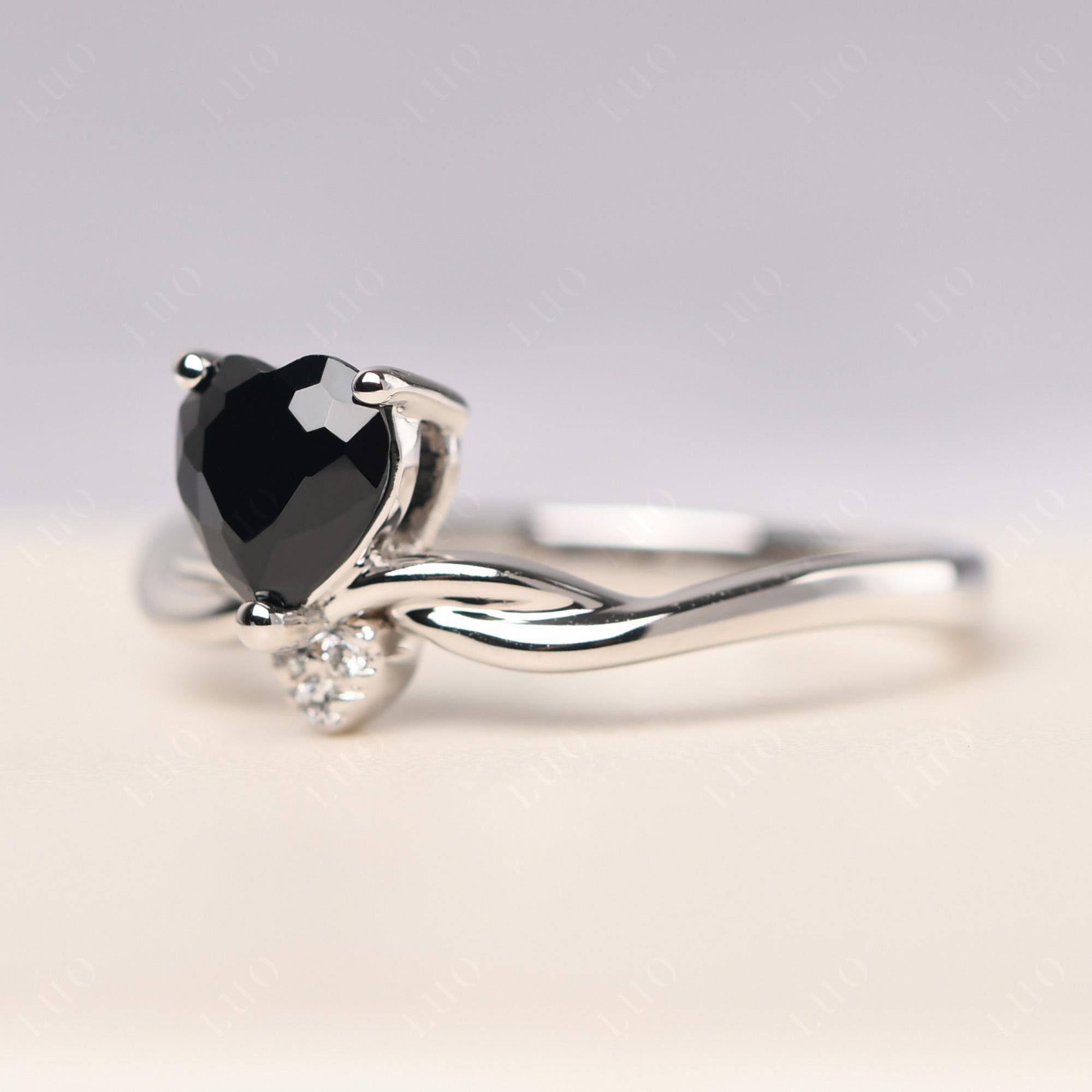 Dainty Twisted Black Spinel Engagement Ring - LUO Jewelry