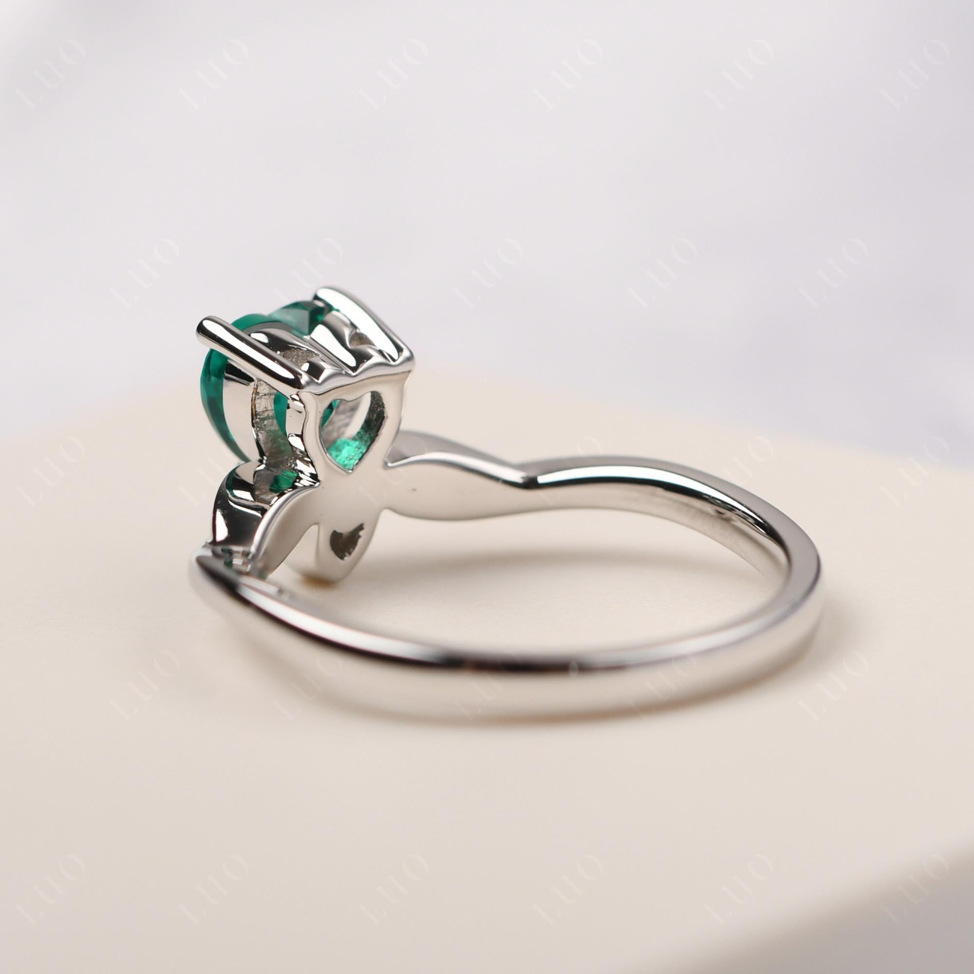 Dainty Twisted Lab Grown Emerald Engagement Ring - LUO Jewelry