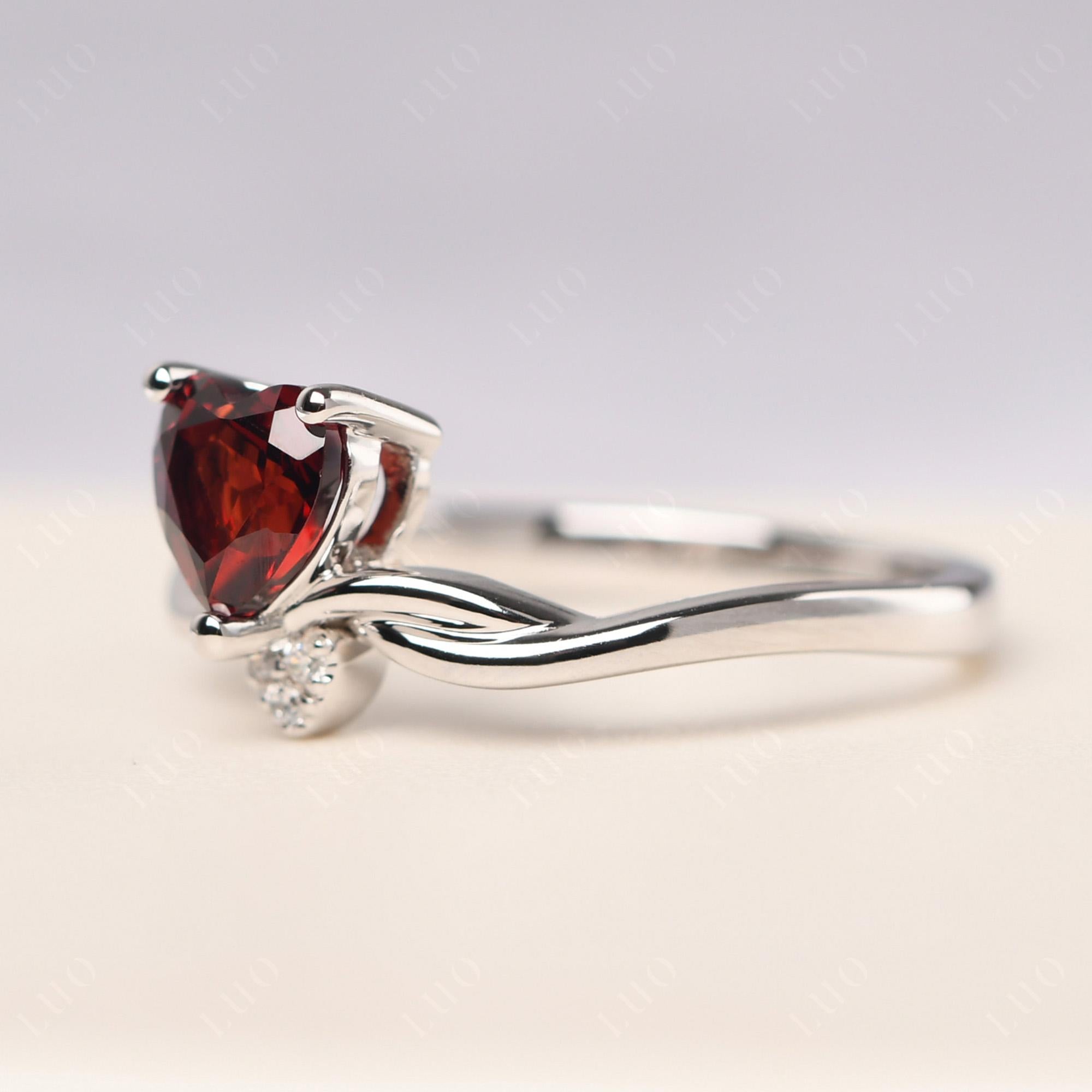 Dainty Twisted Garnet Engagement Ring - LUO Jewelry